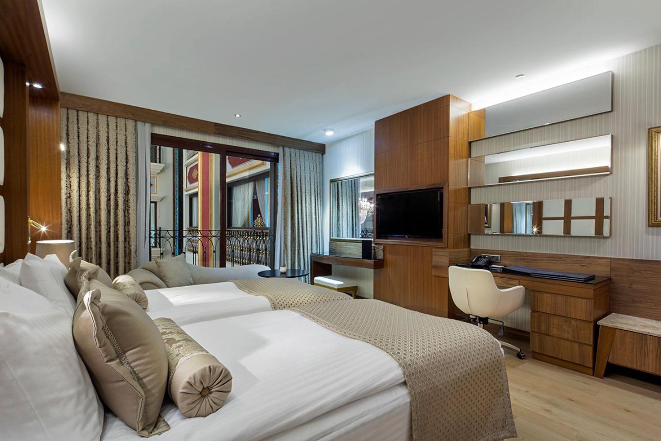 Standard Twin Room - Photo 1