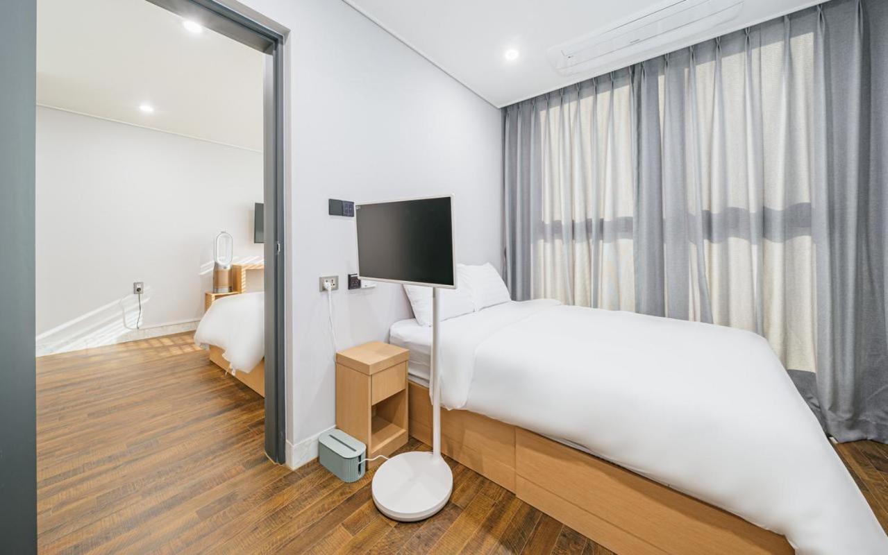 Family Suite - Photo 1