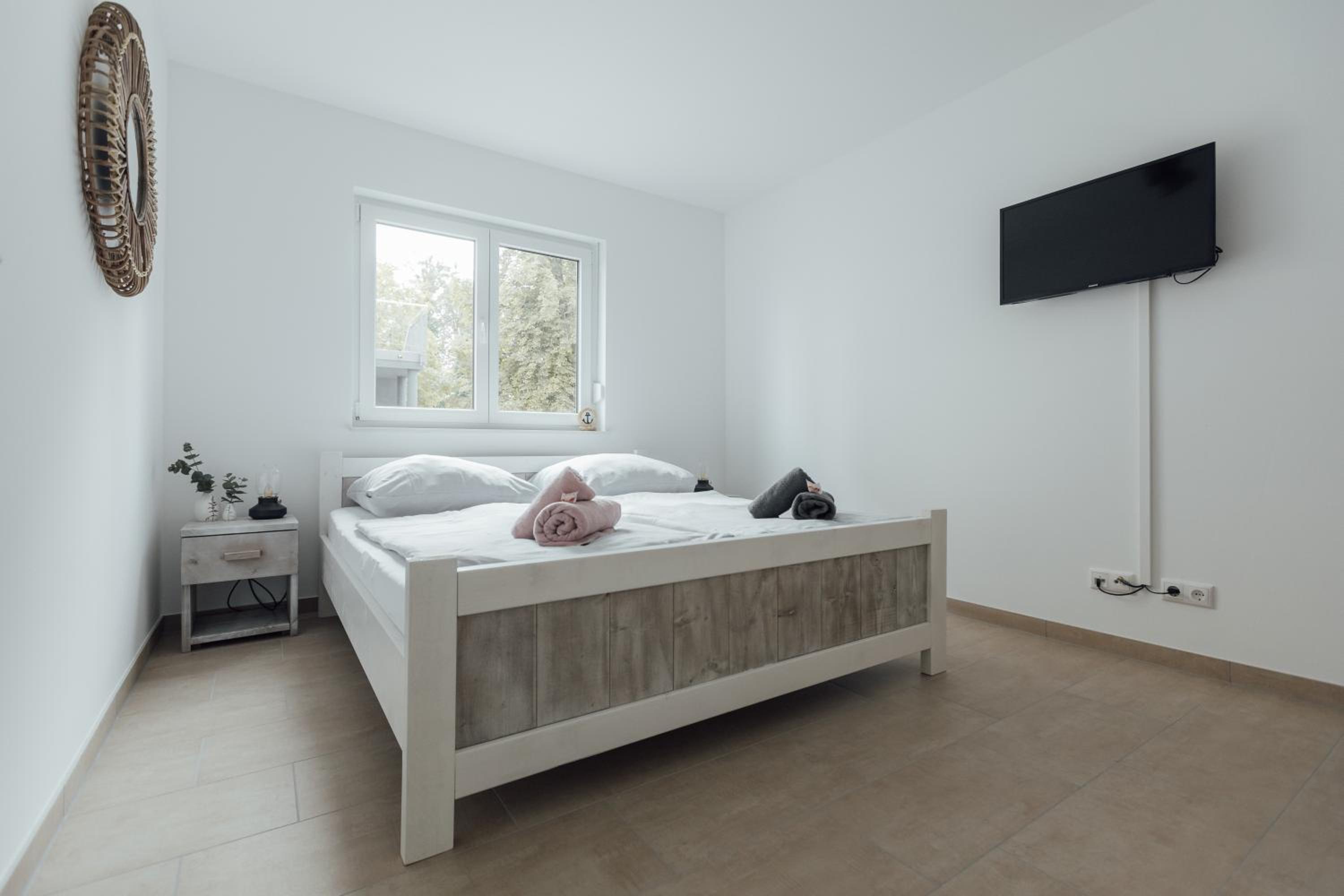 Apartment with Terrace photo 3