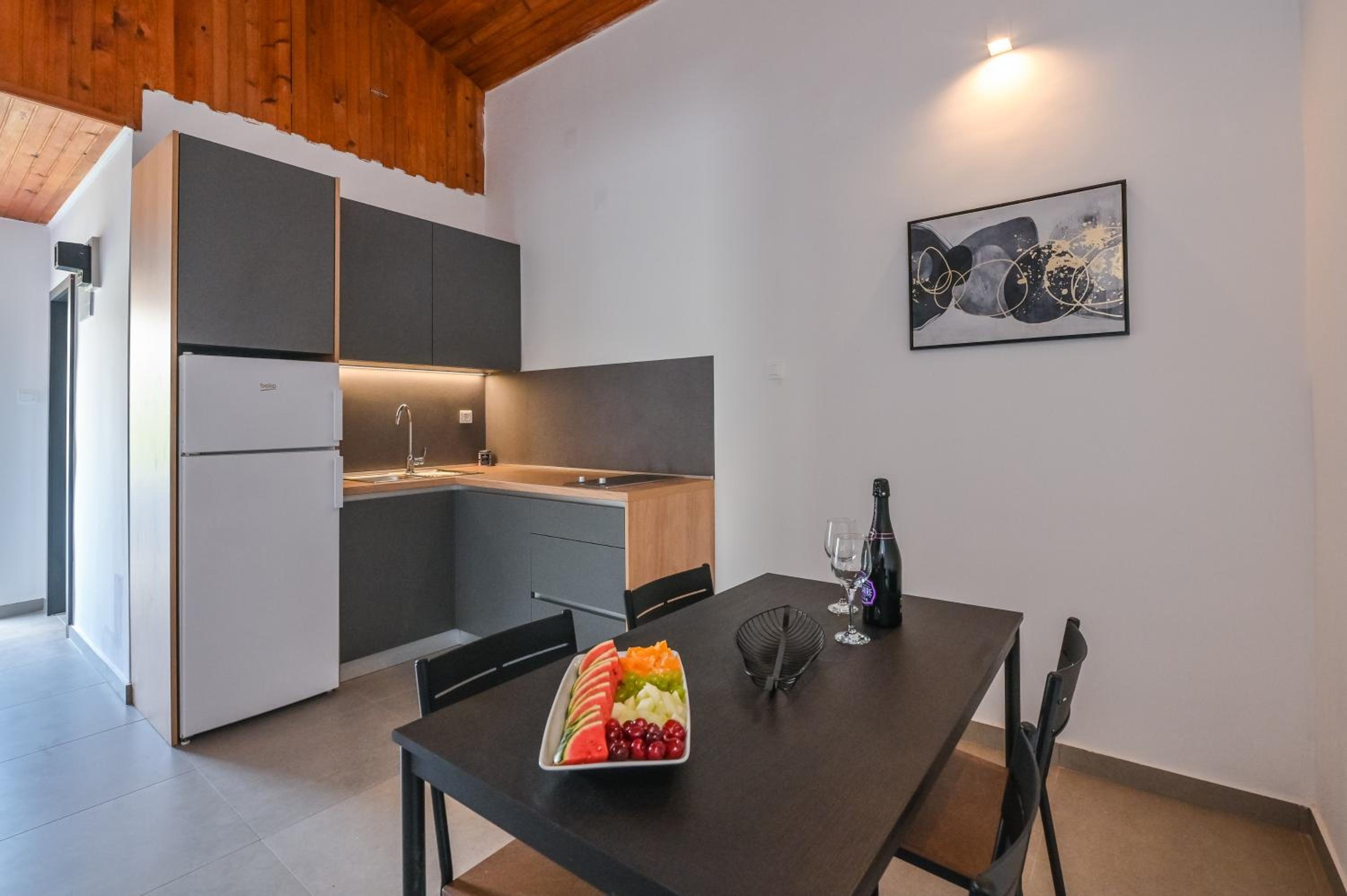 Two-Bedroom Apartment - Photo 19