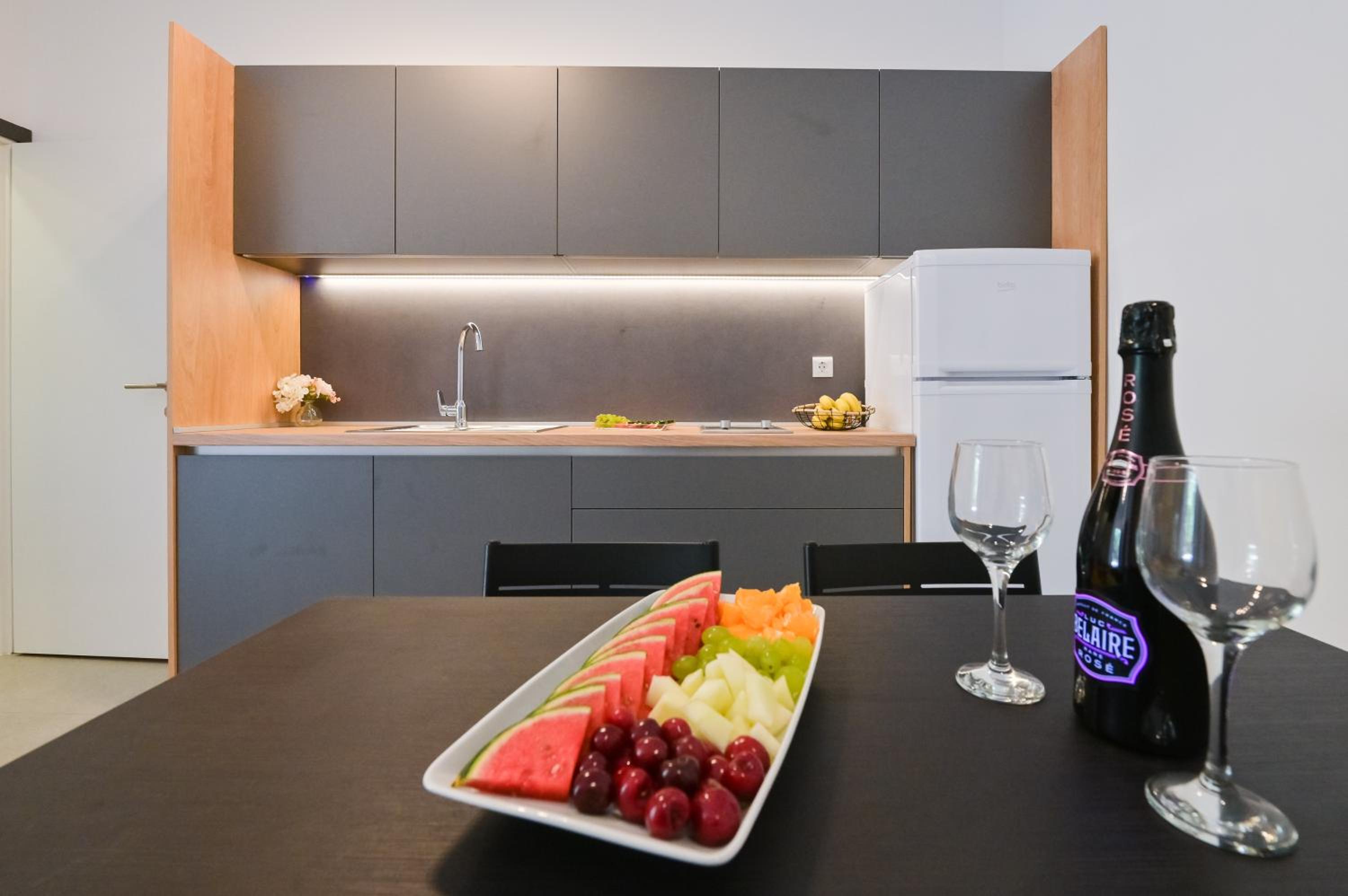 Two-Bedroom Apartment - Photo 17