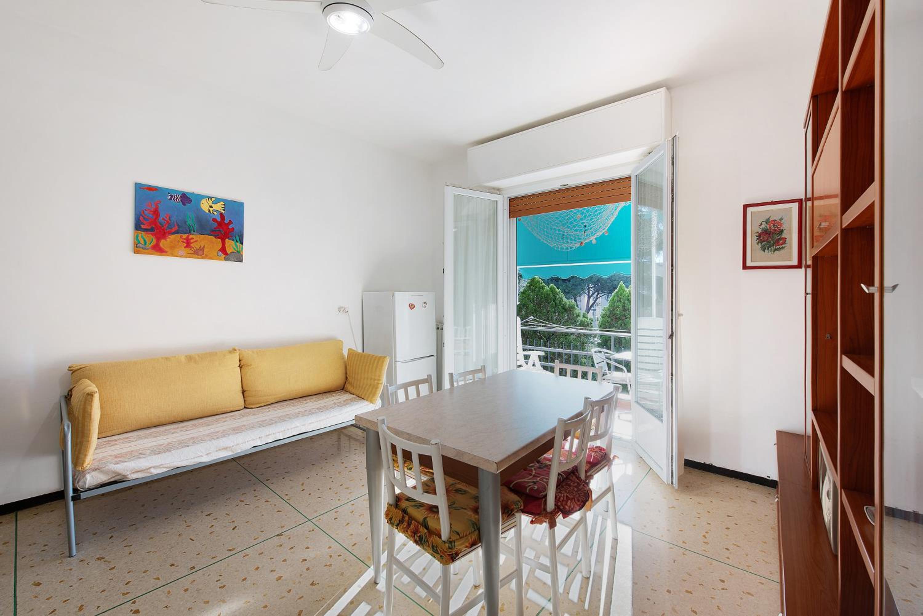 Two-Bedroom Deluxe Apartment with Garden View
