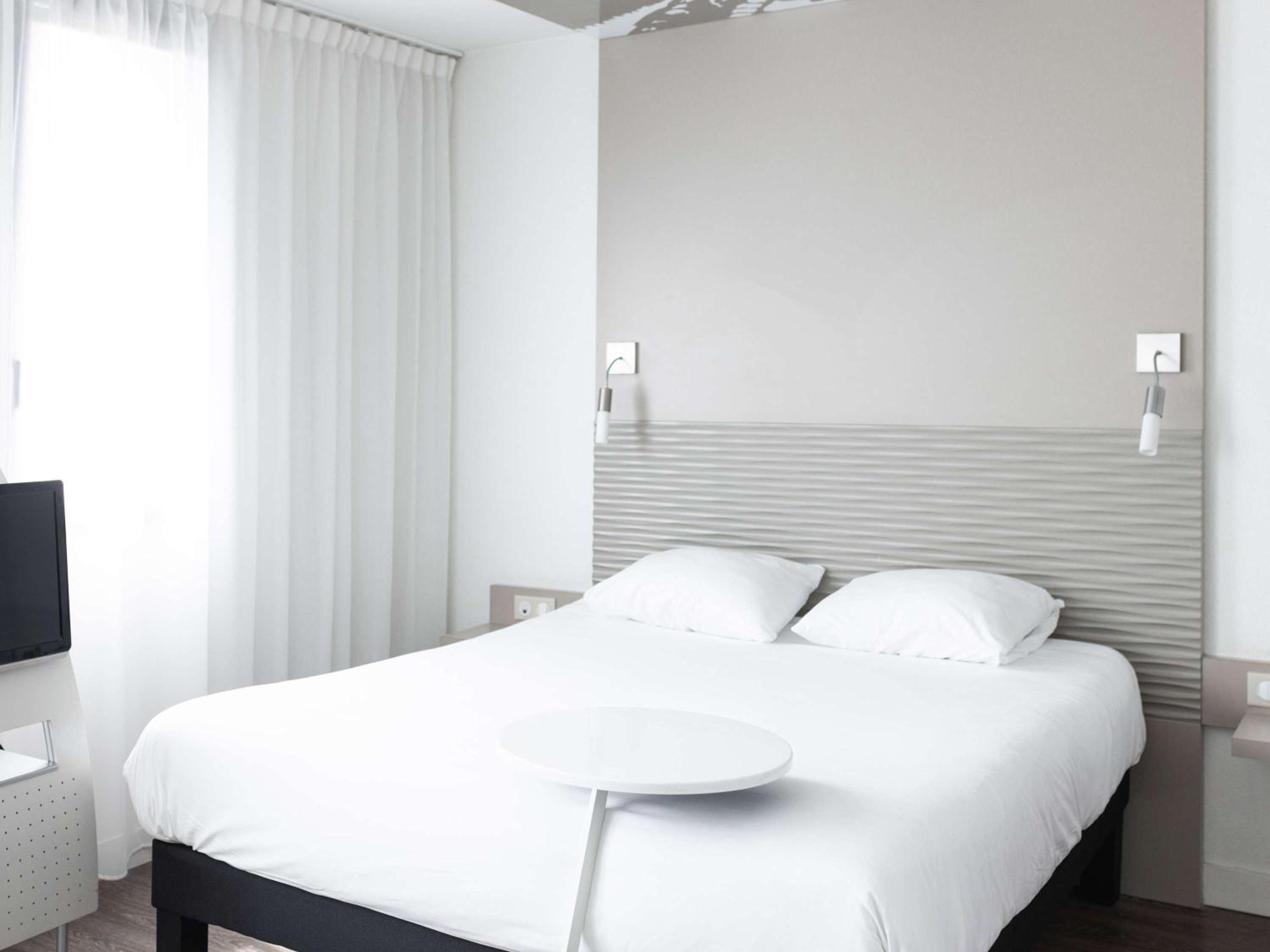 Standard Double Room - Photo 3