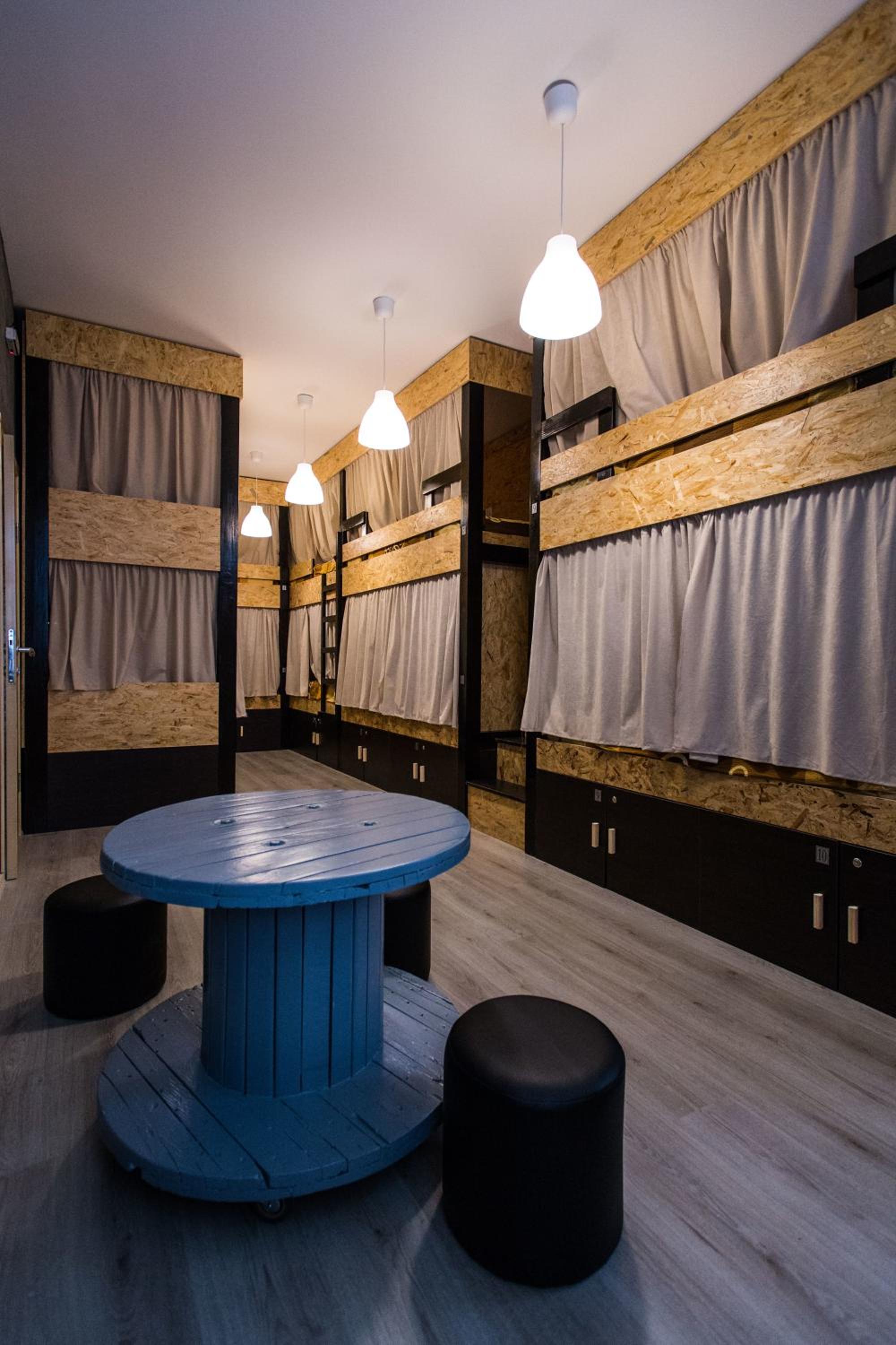 Bunk Bed in 10-Bed Dormitory Room, photo 7