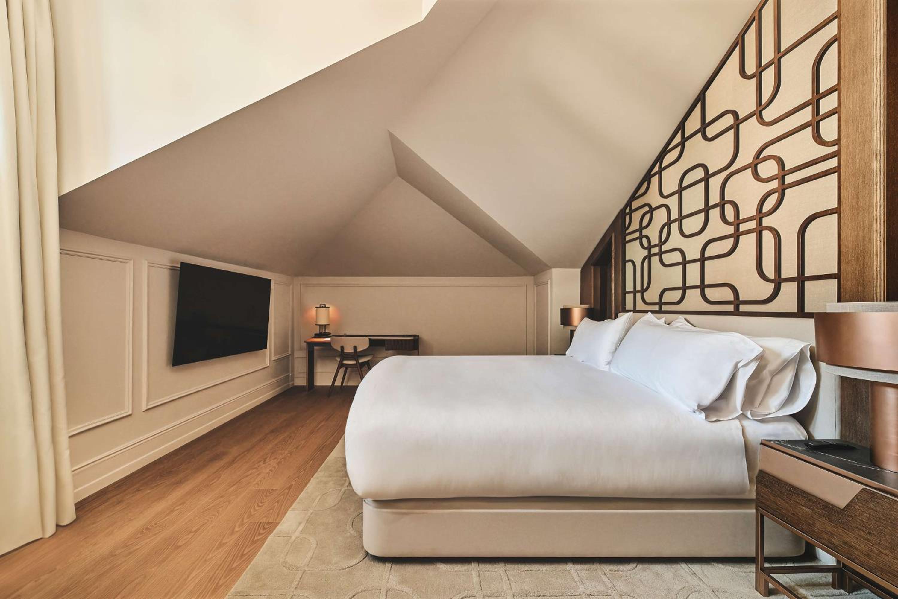 Nobu Suite - Photo 2