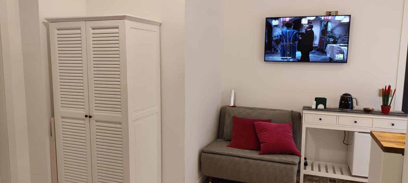 Classic Triple Room - Photo 34