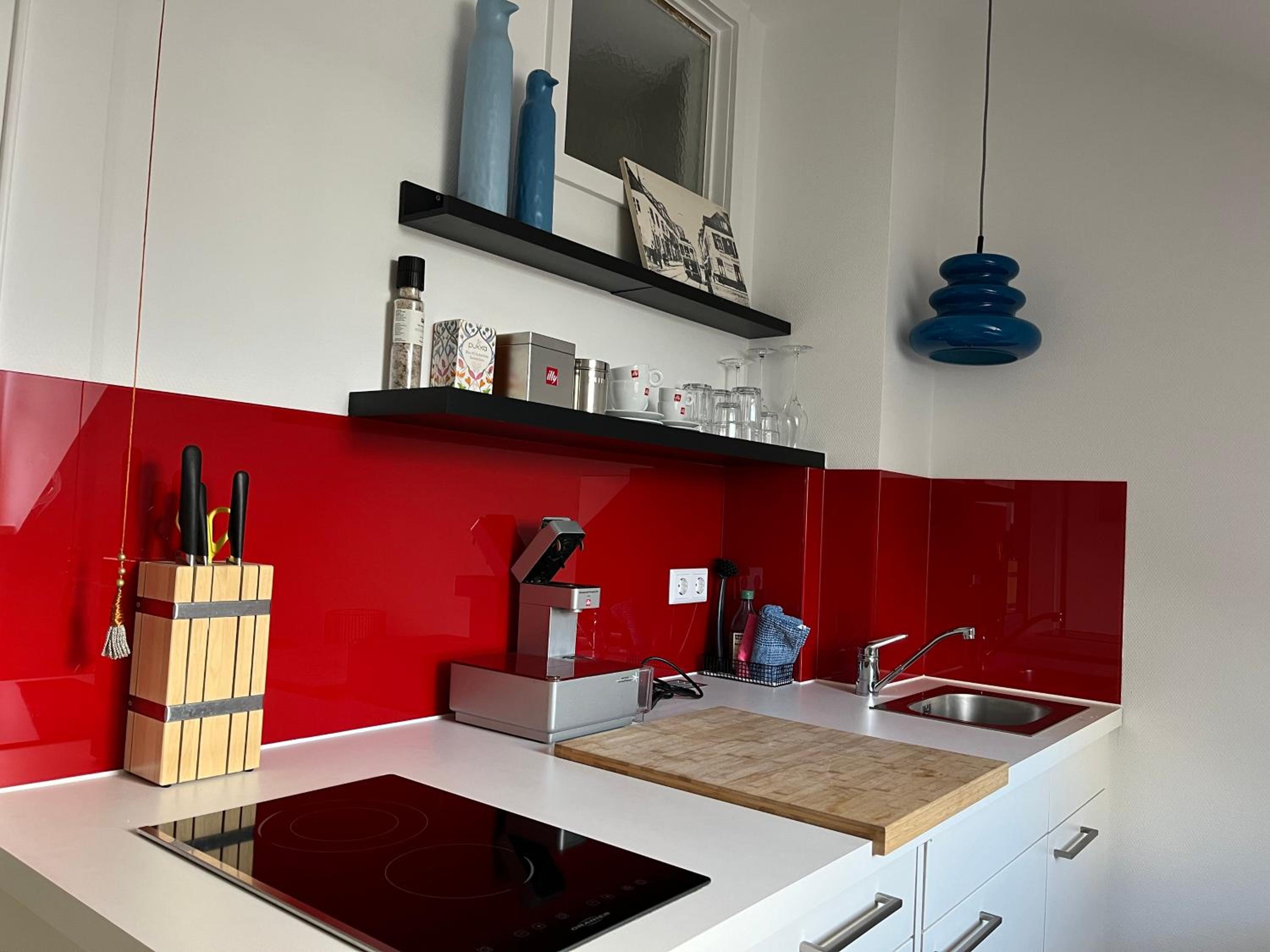 One-Bedroom Apartment - Photo 7