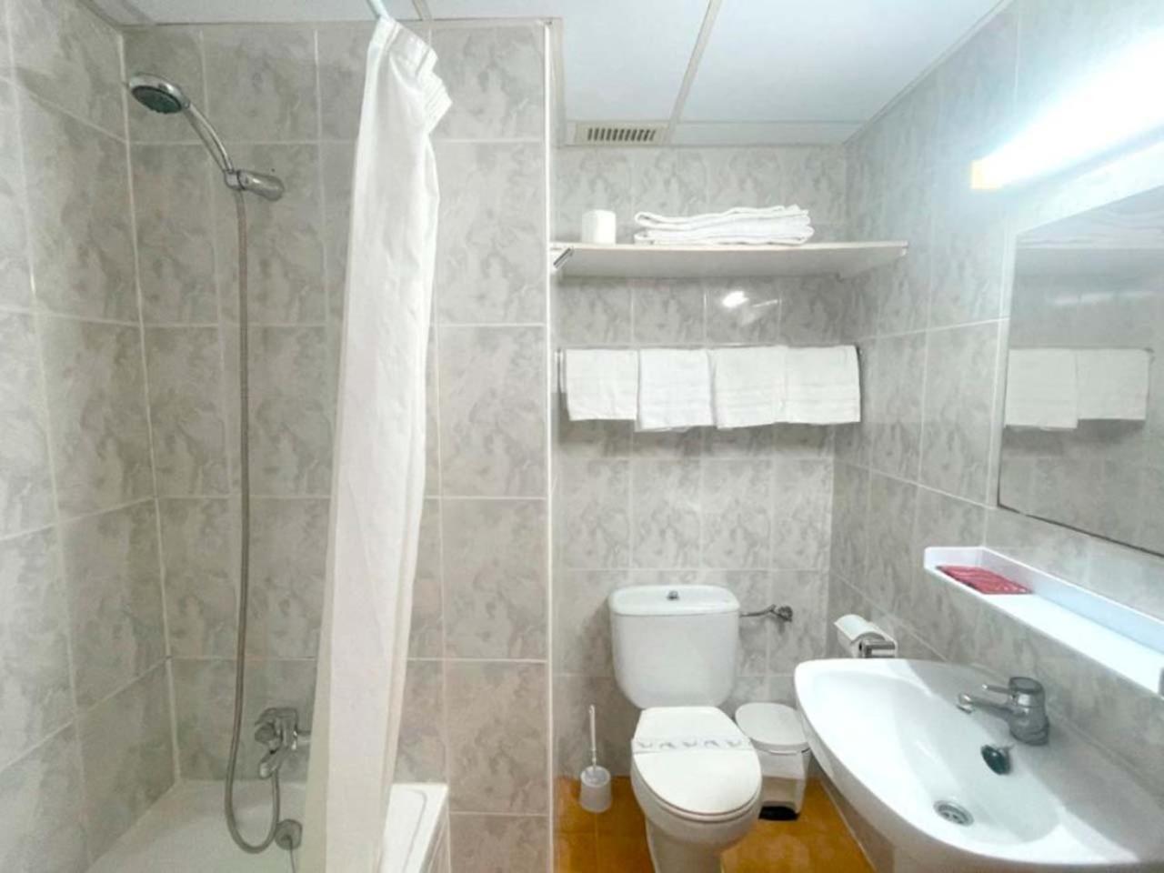 Studio (maximum 8 adults) photo 3