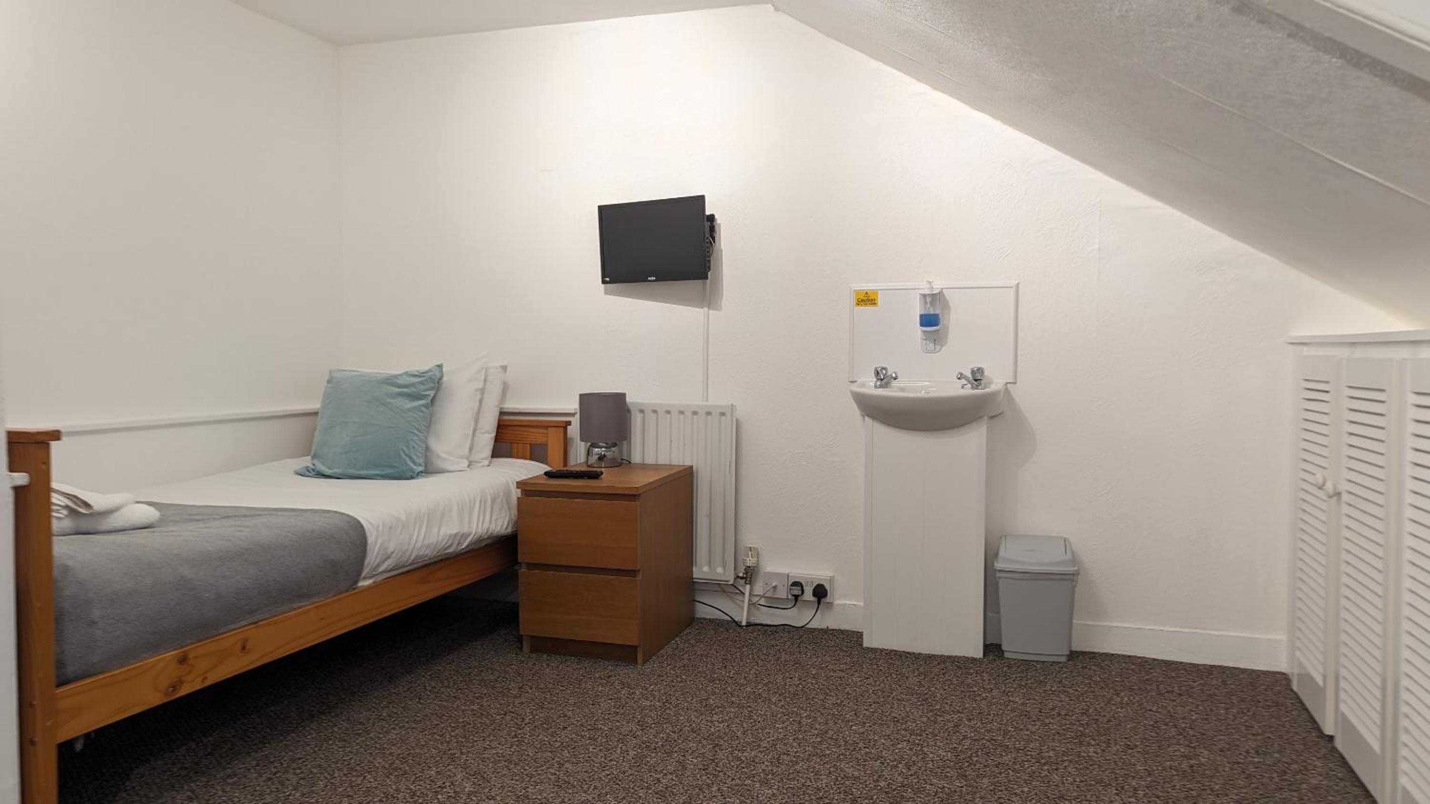 Budget Single Room