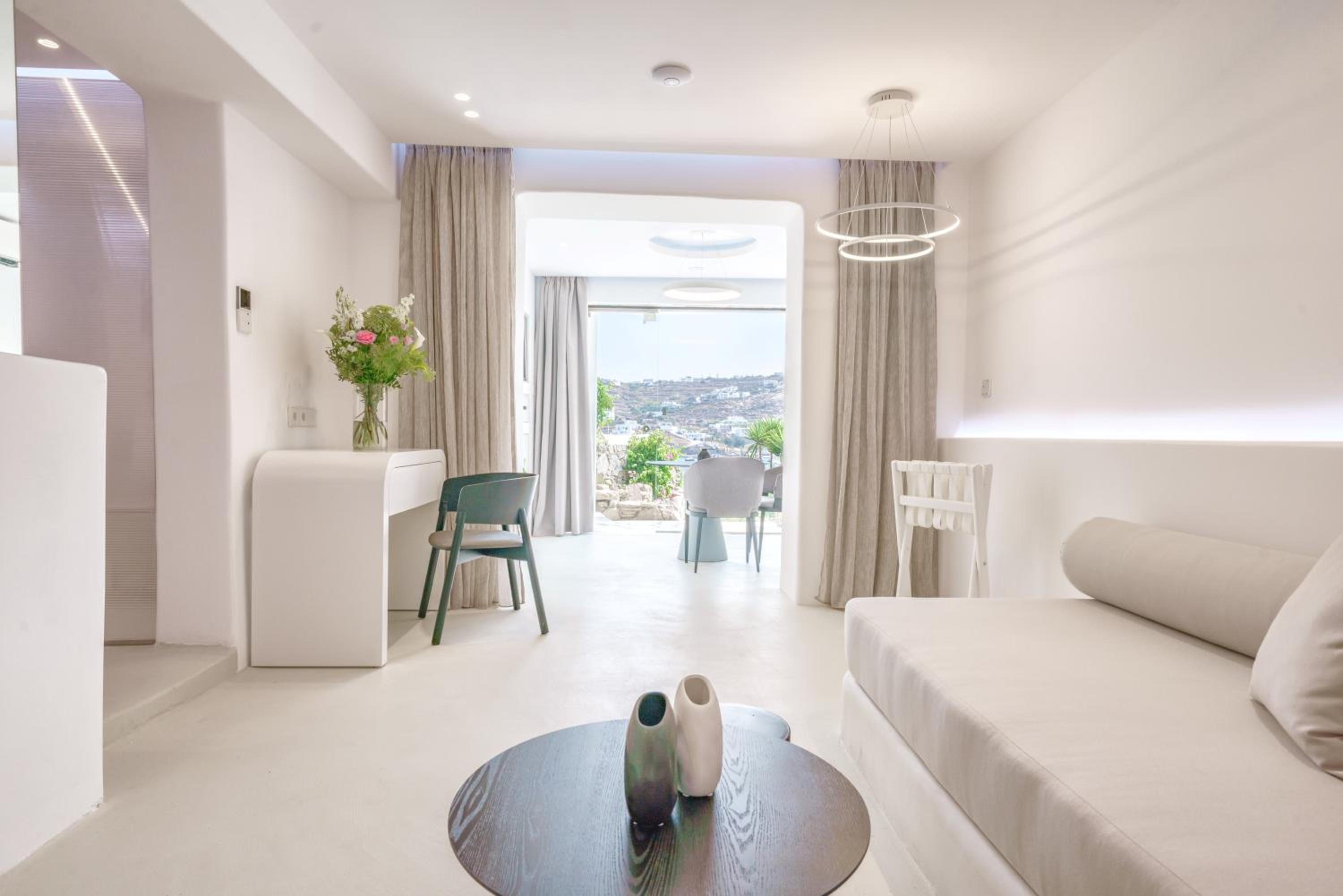 Suite with Pool - Photo 4