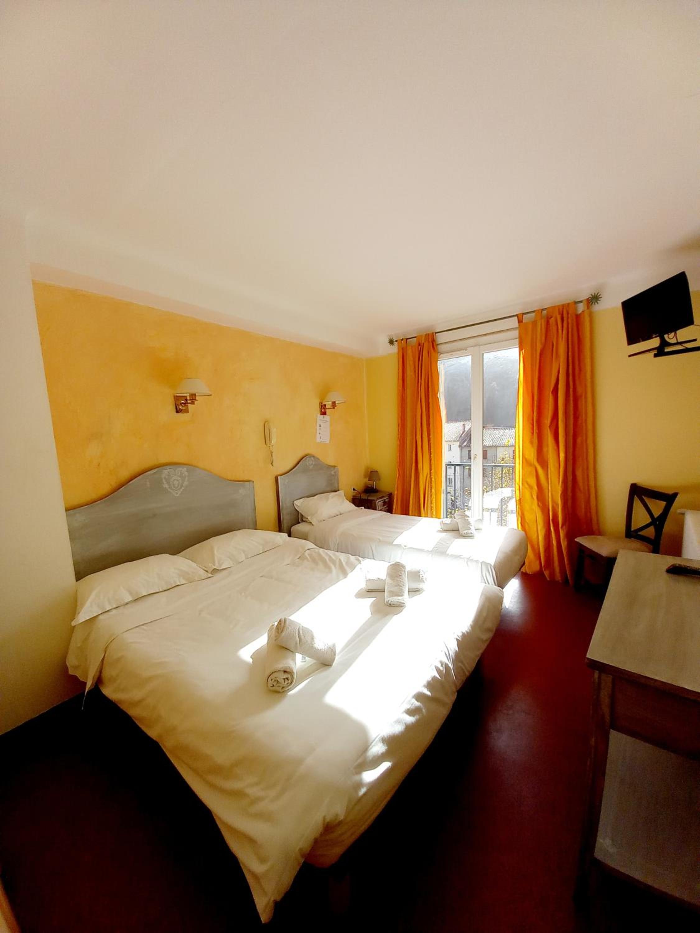 Triple Room photo 1