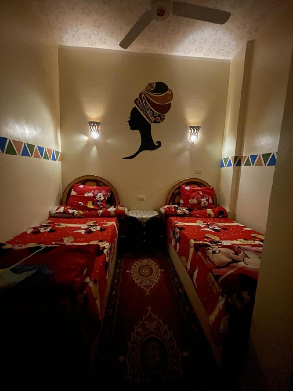 Twin Room - Photo 2