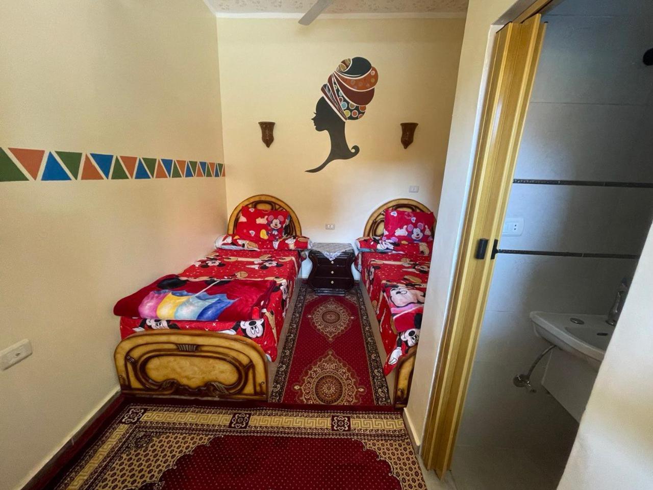 Twin Room - Photo 8