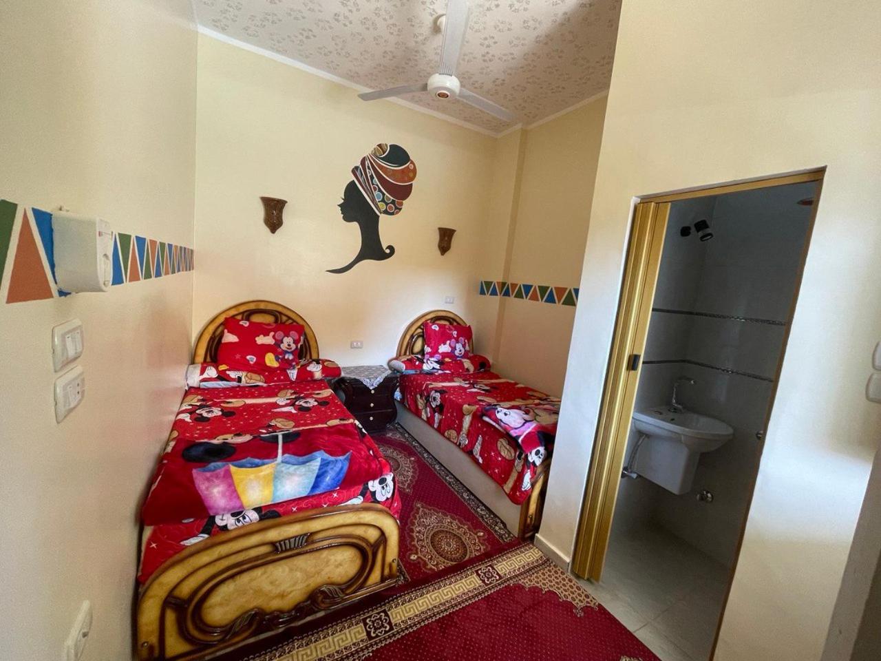 Twin Room - Photo 10