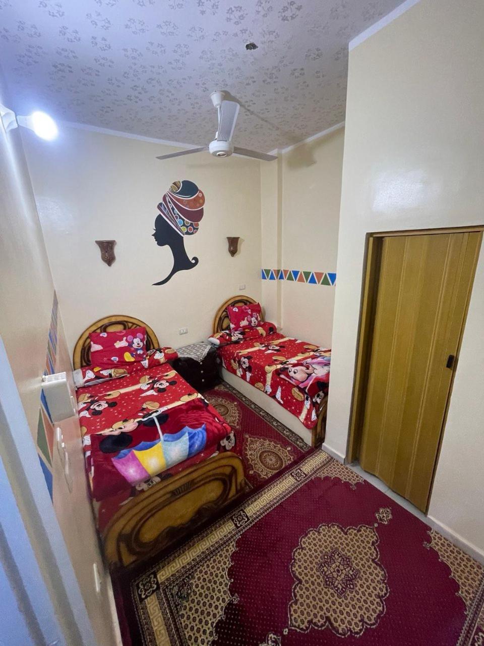 Twin Room - Photo 11