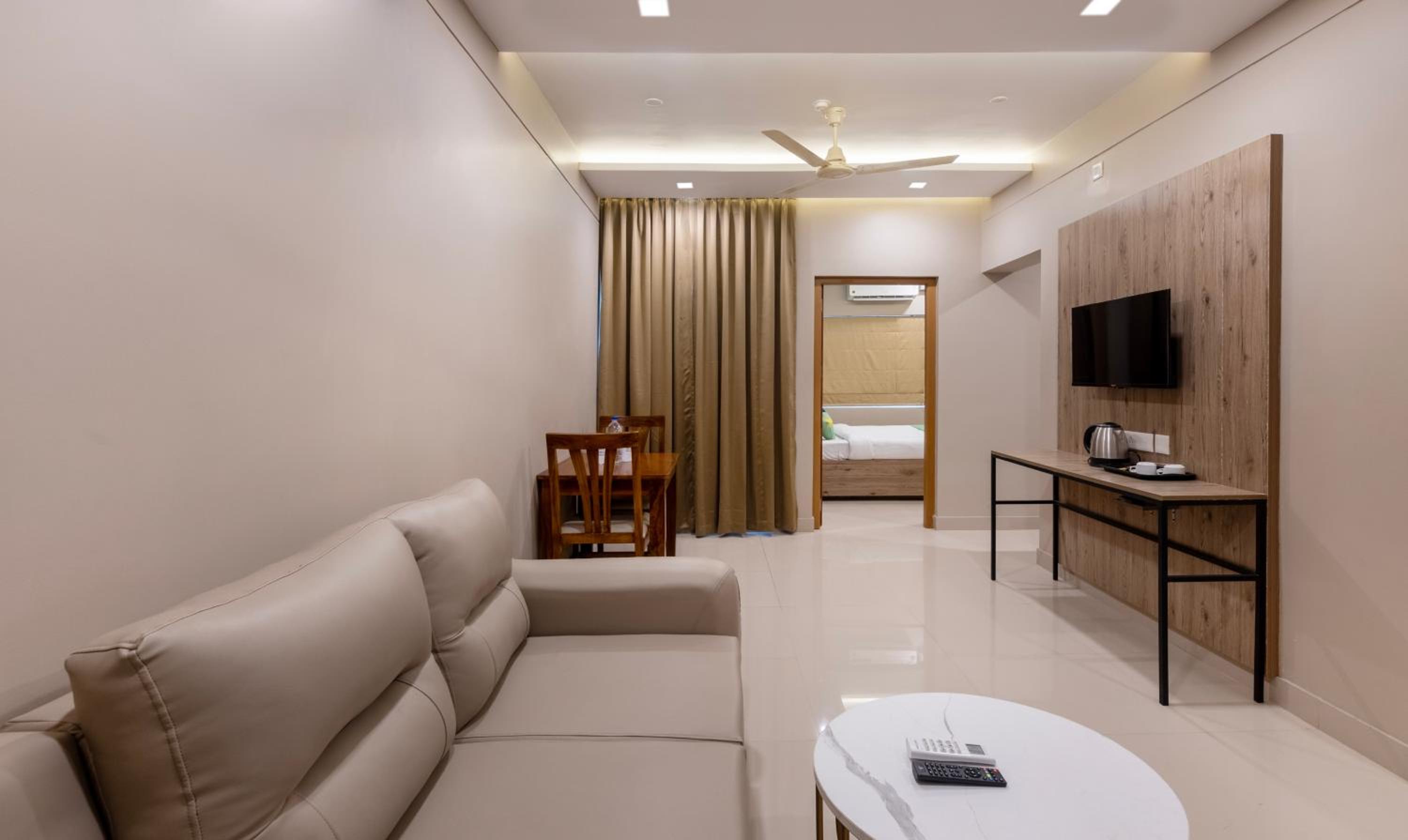 Deluxe Double Room photo 2