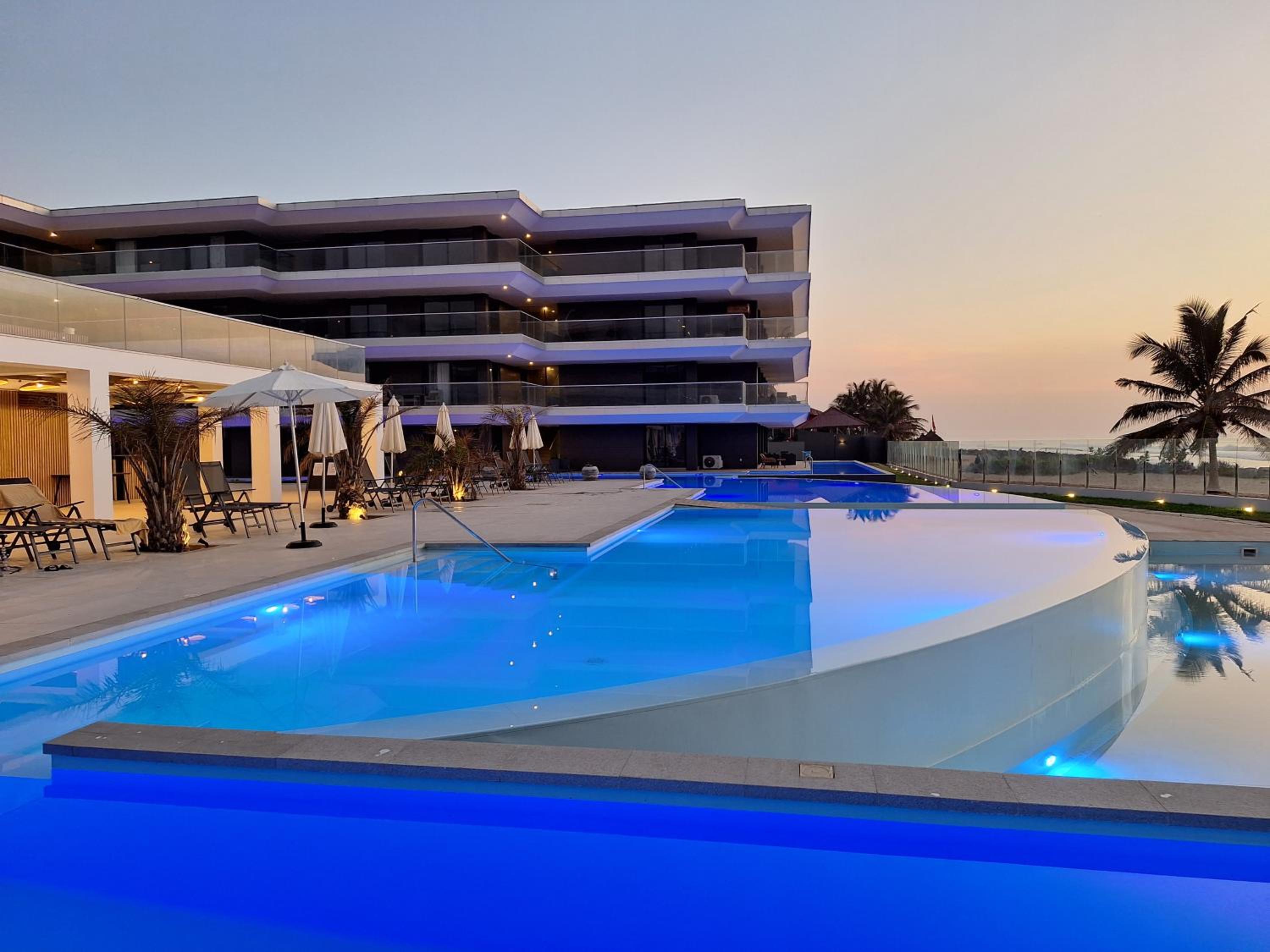 Two-Bedroom Apartment with Partial Ocean View photo 1
