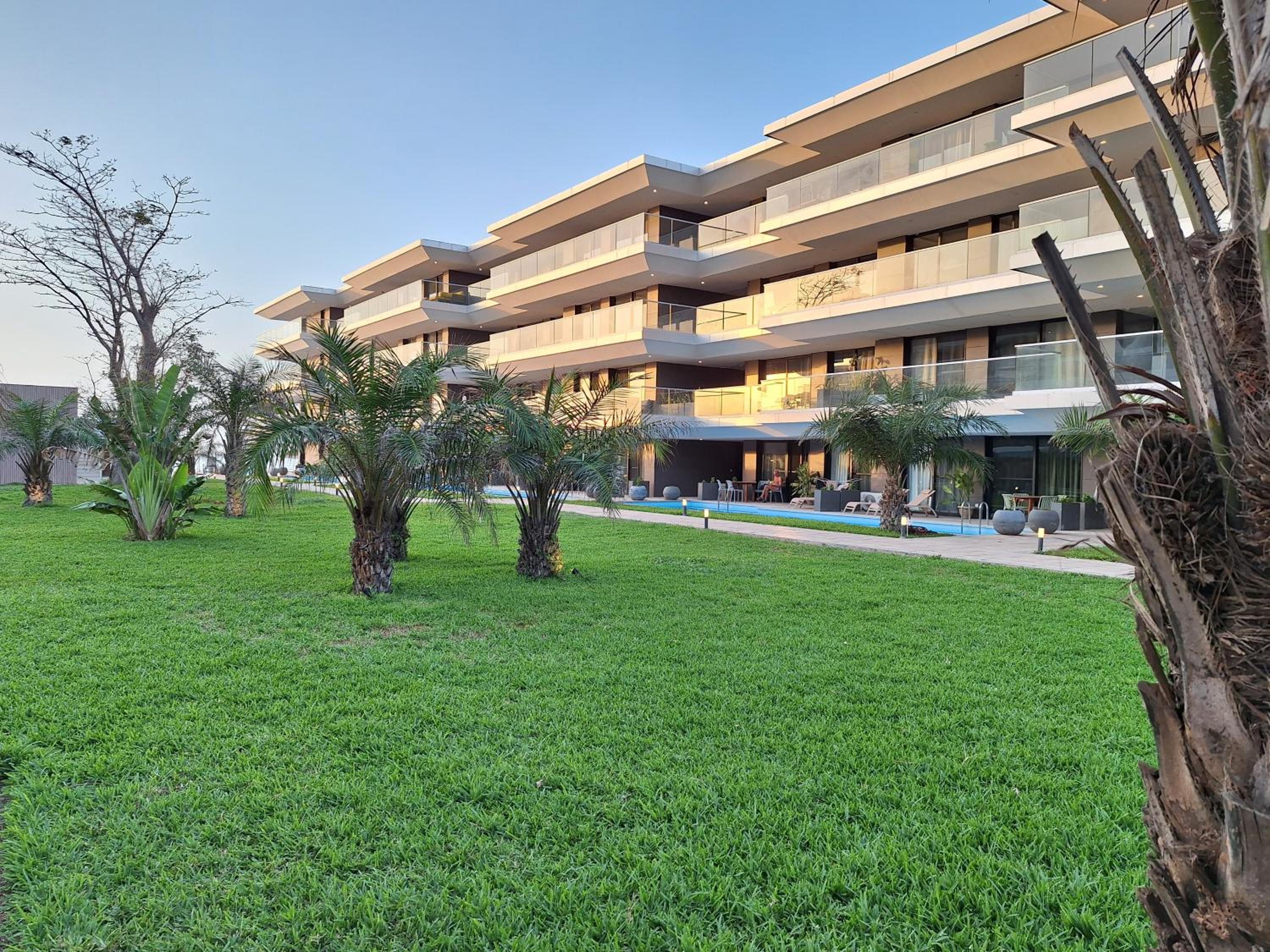 Two-Bedroom Apartment with Partial Ocean View photo 3