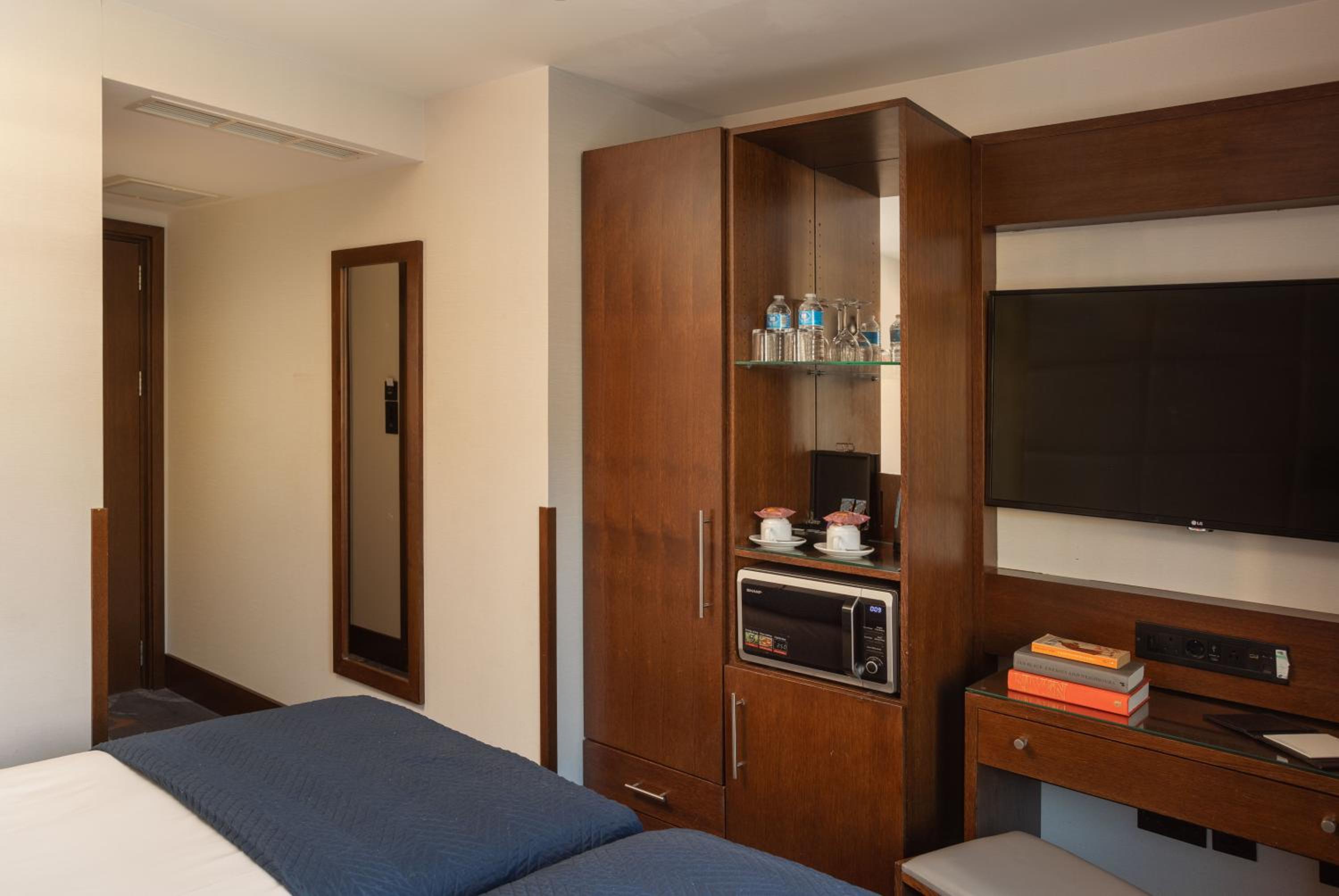 Deluxe Double Room photo 3