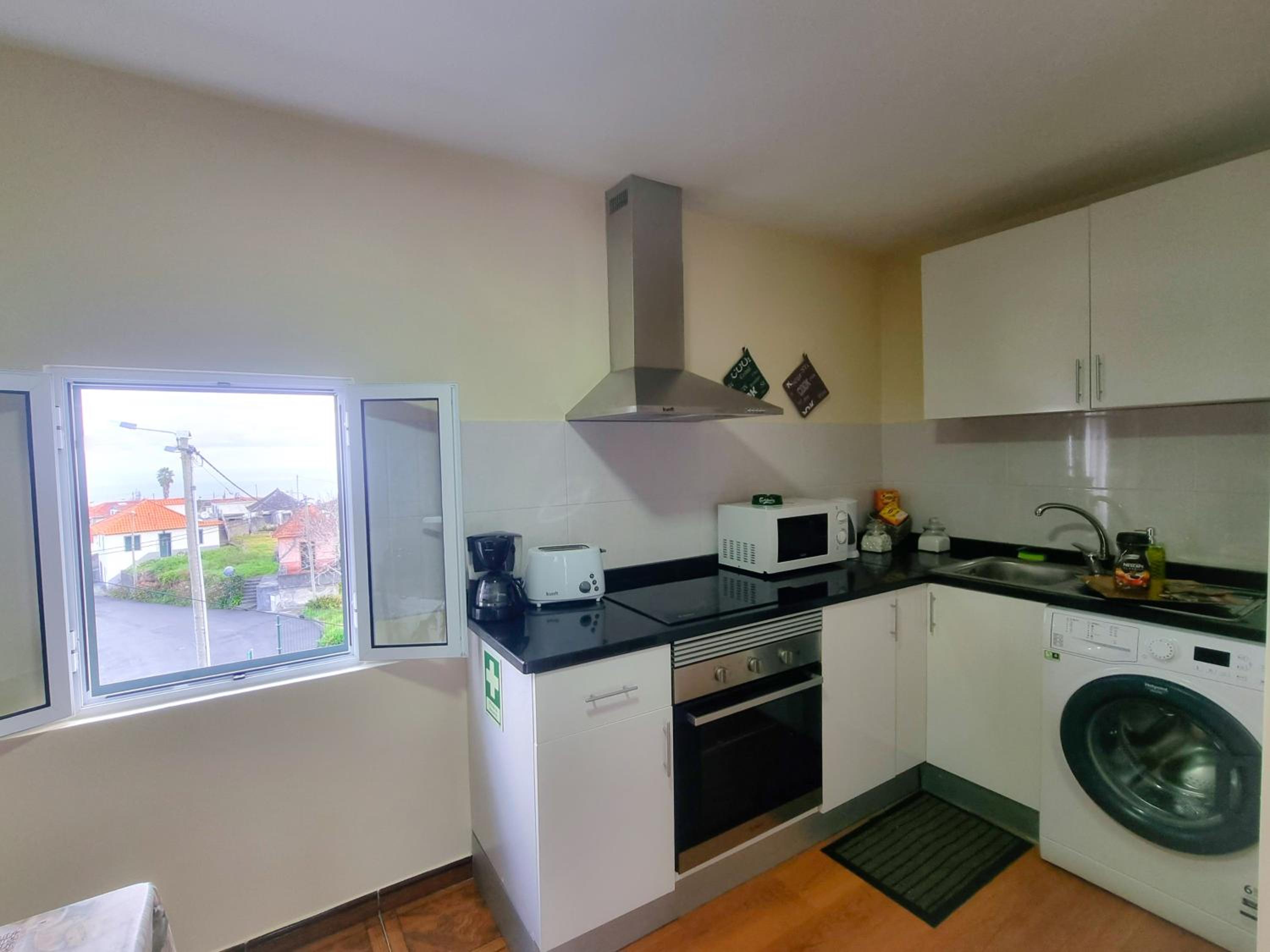One-Bedroom House photo 2