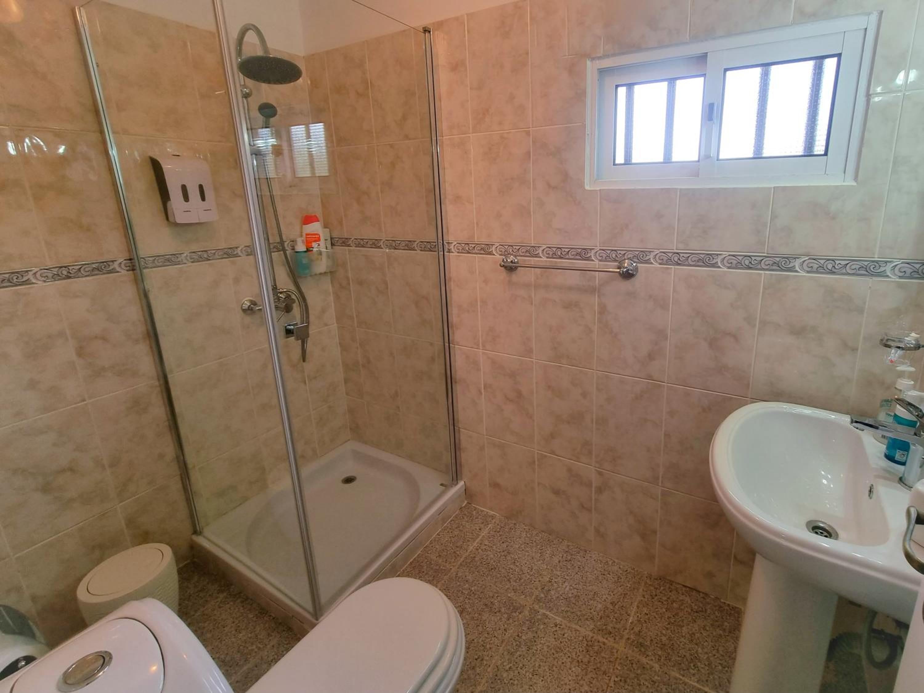 One-Bedroom House photo 3