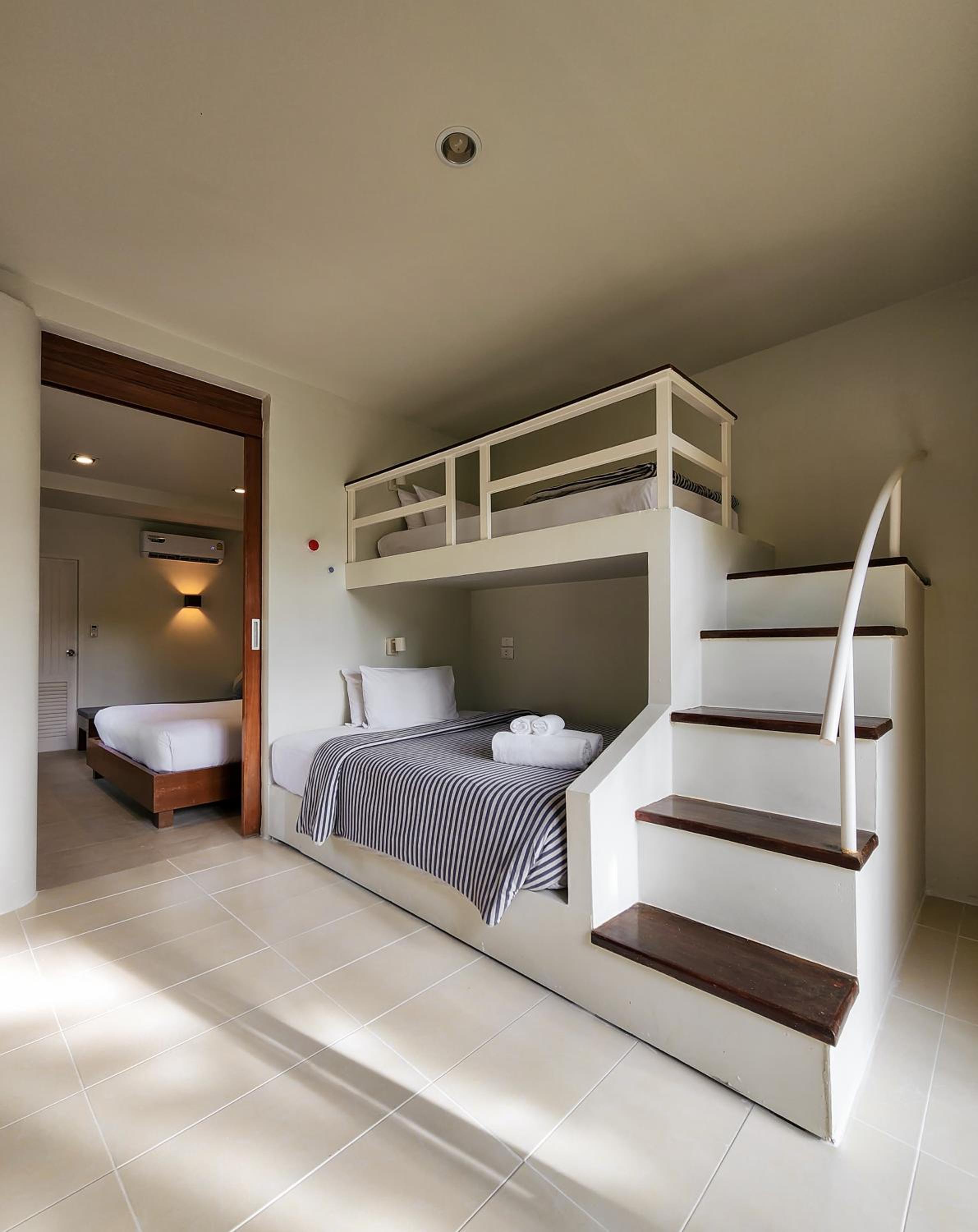 Family Suite - Photo 7