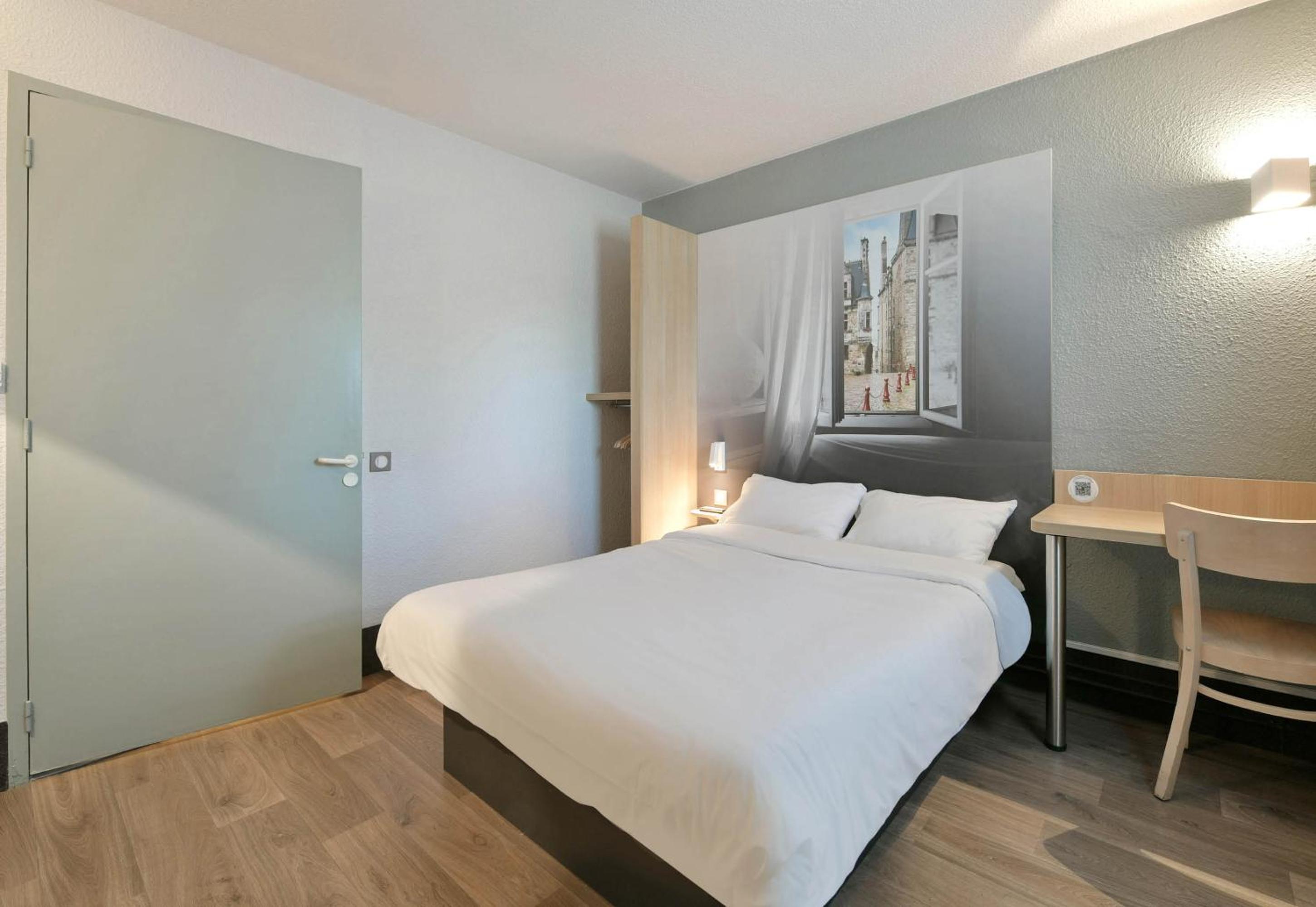Double Room - Disability Access - Photo 1