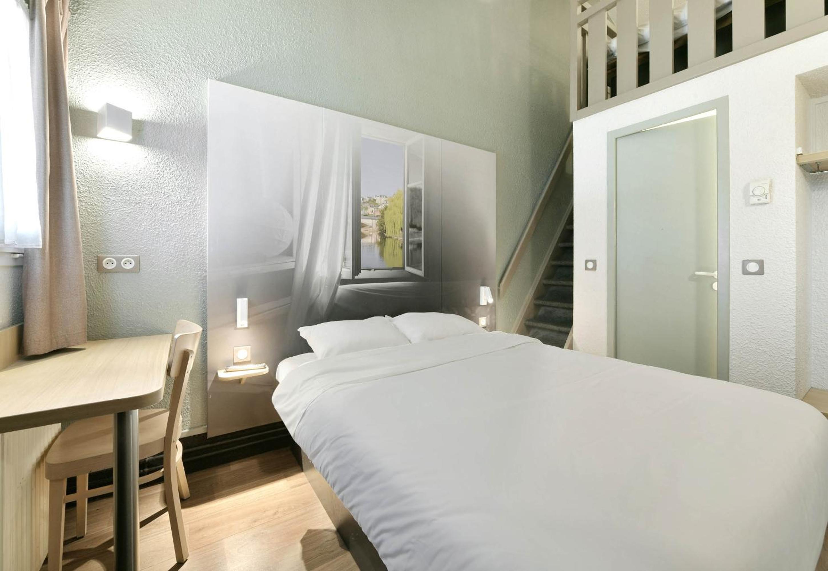 Quadruple Room - Photo 5