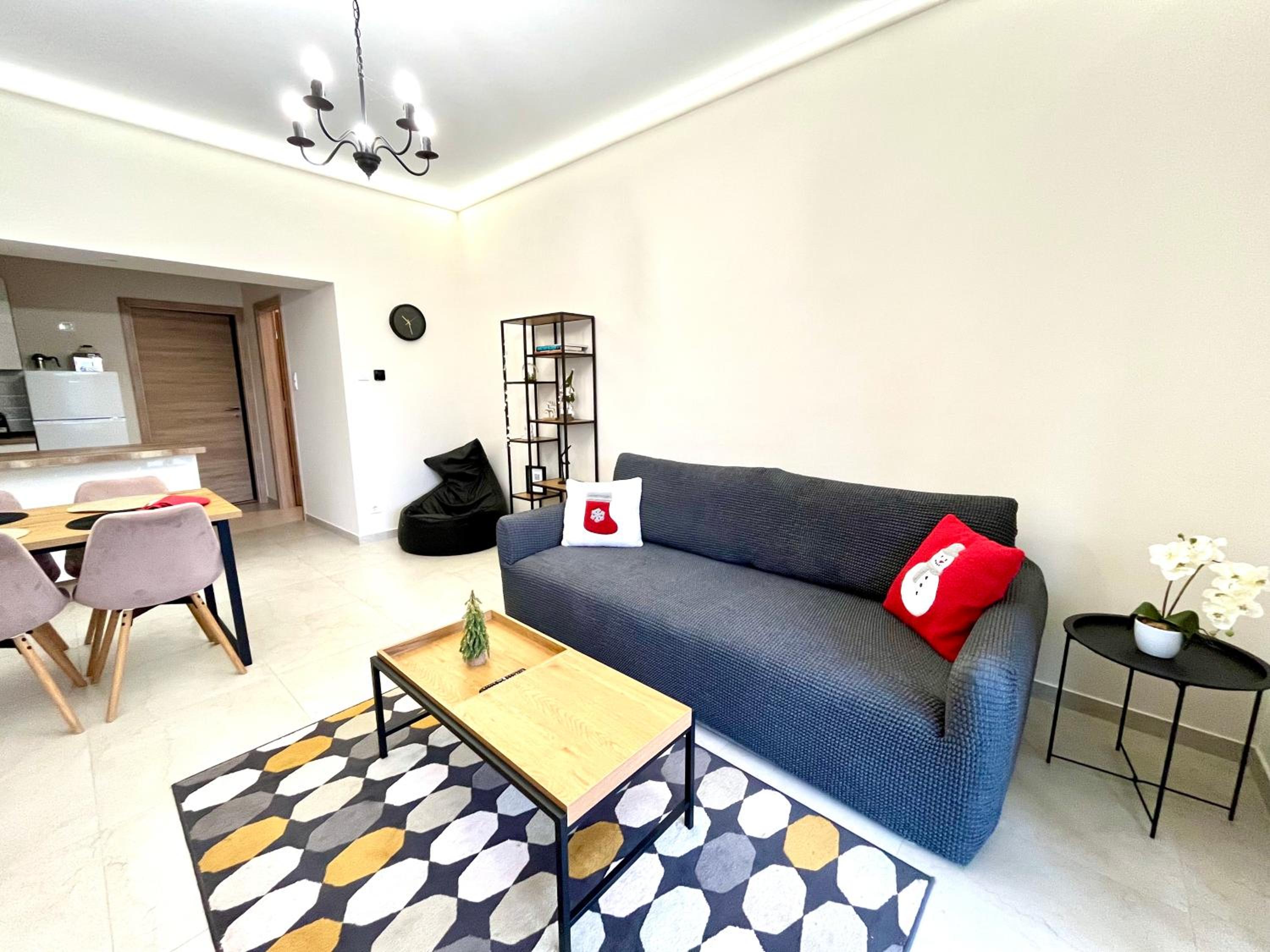 Deluxe Apartment