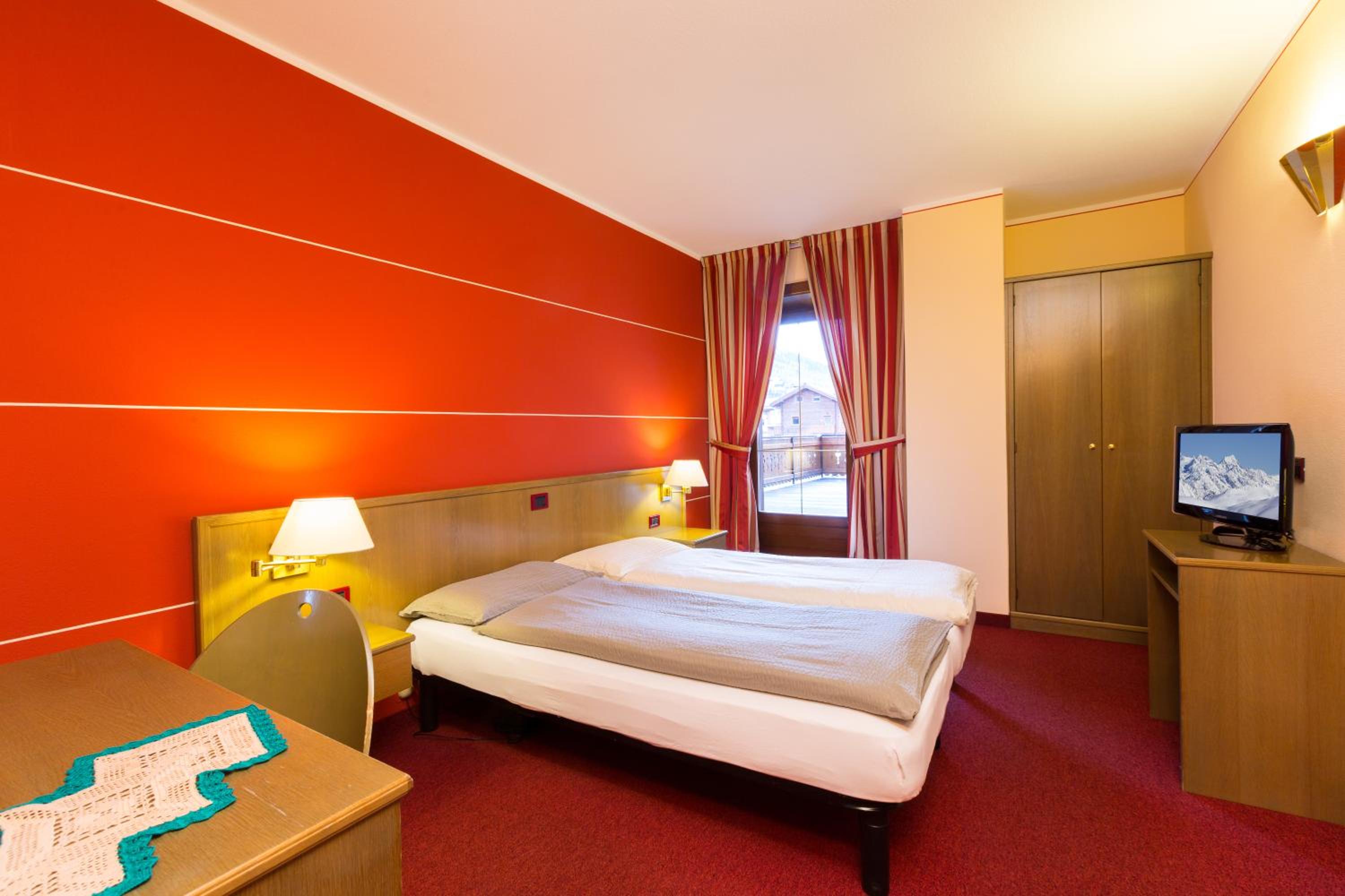 Budget Double Room photo 1