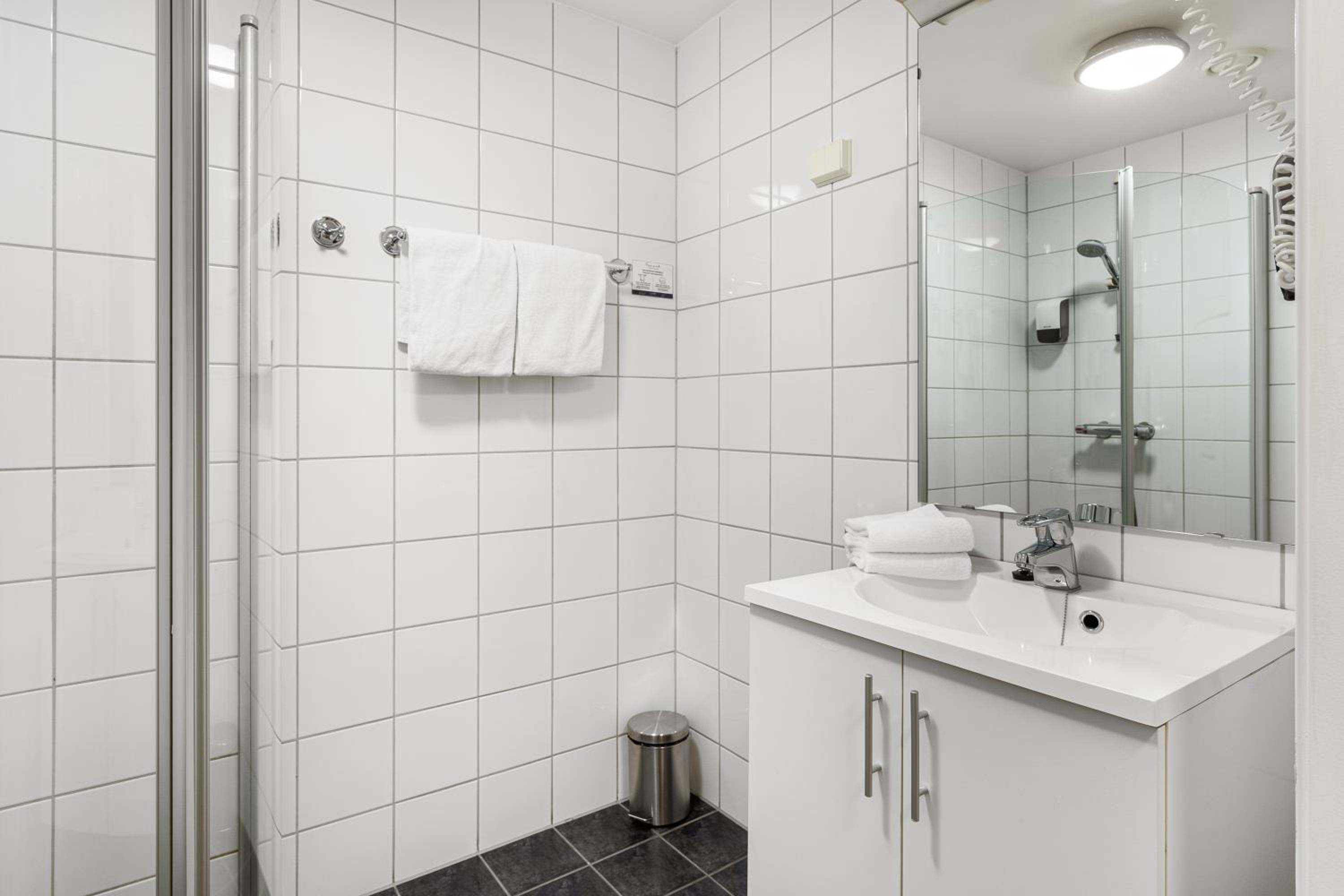 Superior Double Room - Photo 2