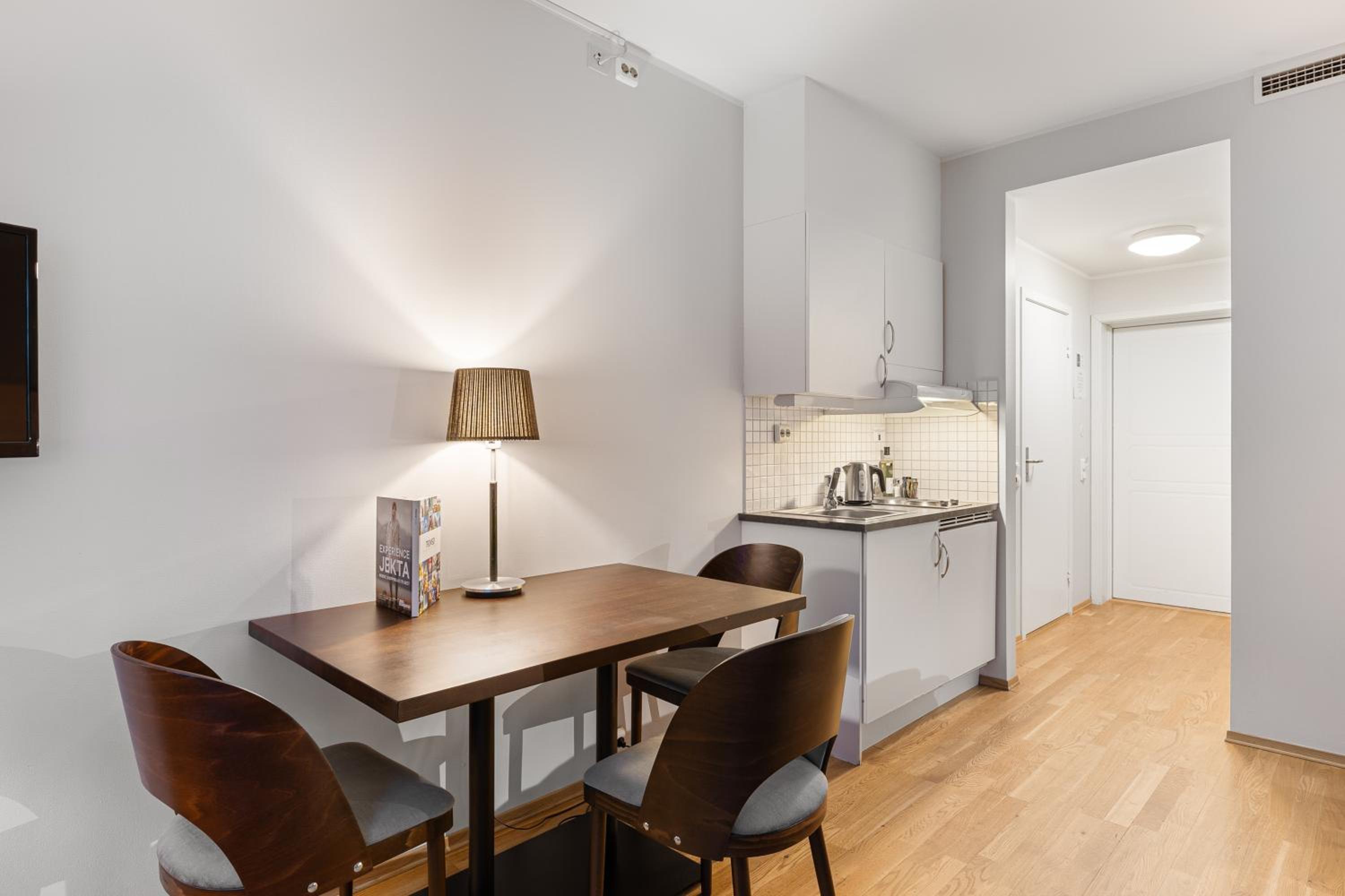 Superior Double Room - Photo 8