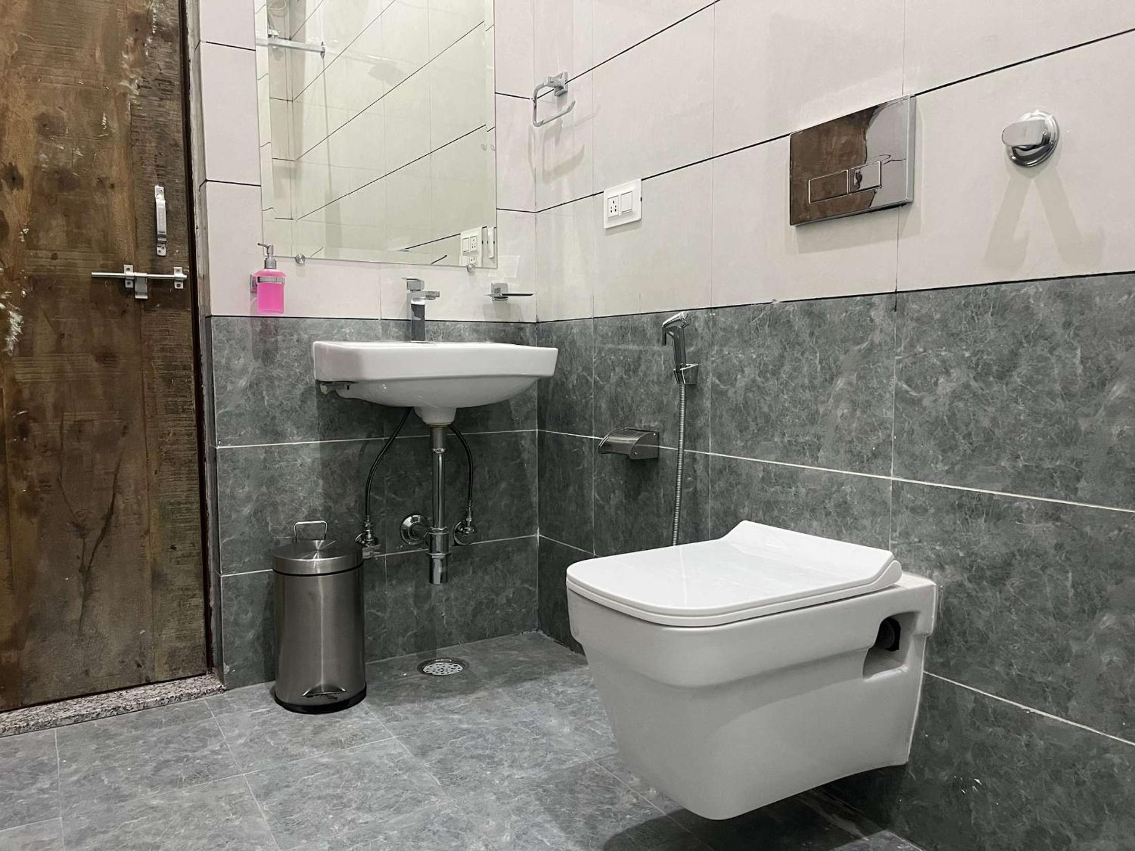 Deluxe Double Room with Castle View photo 2