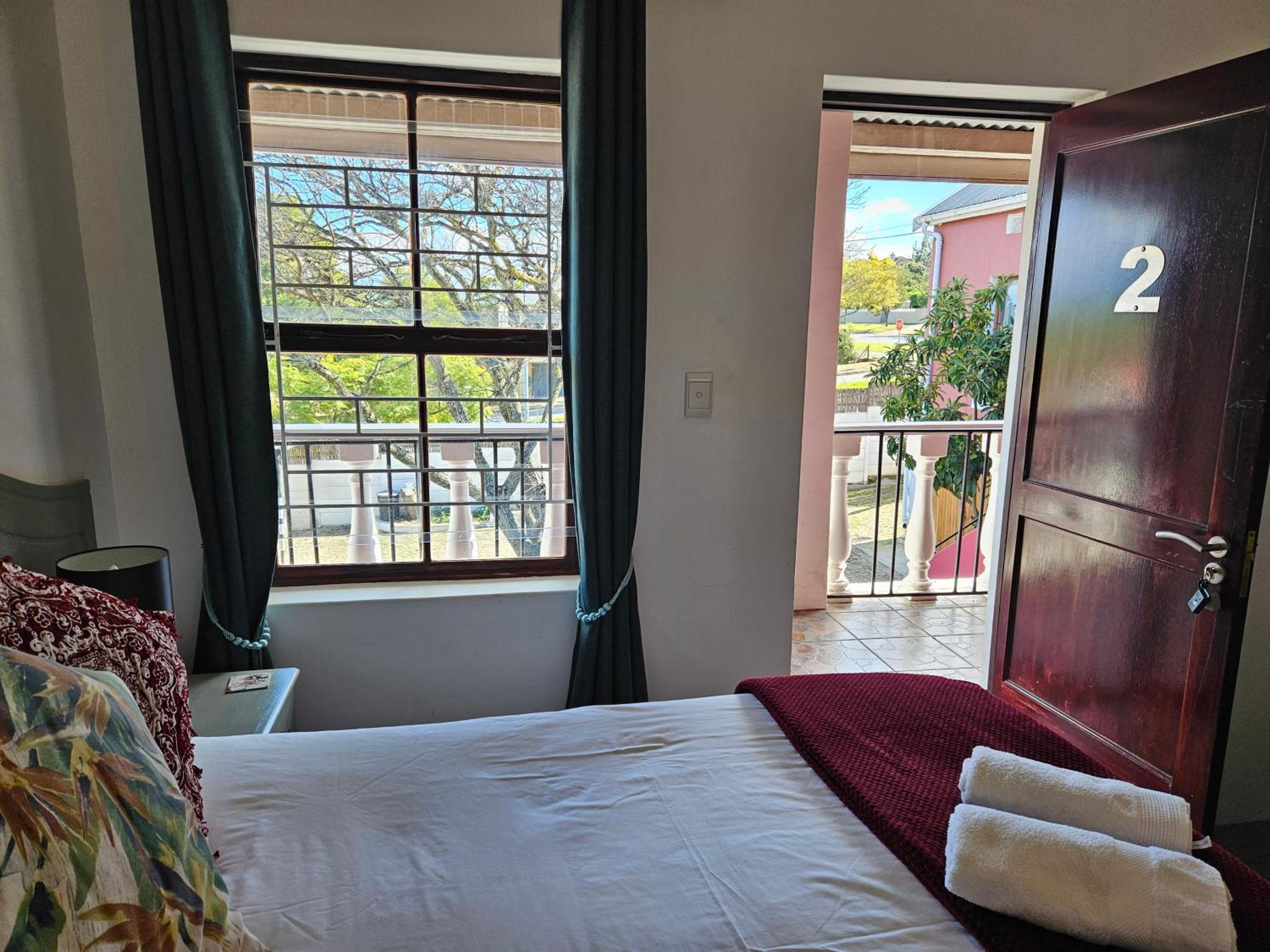 Standard Double Room - Photo 6