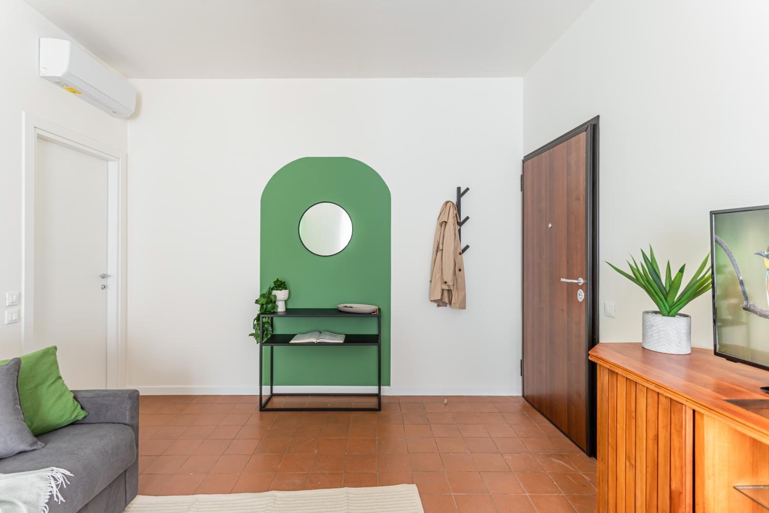 Three-Bedroom Apartment photo 2