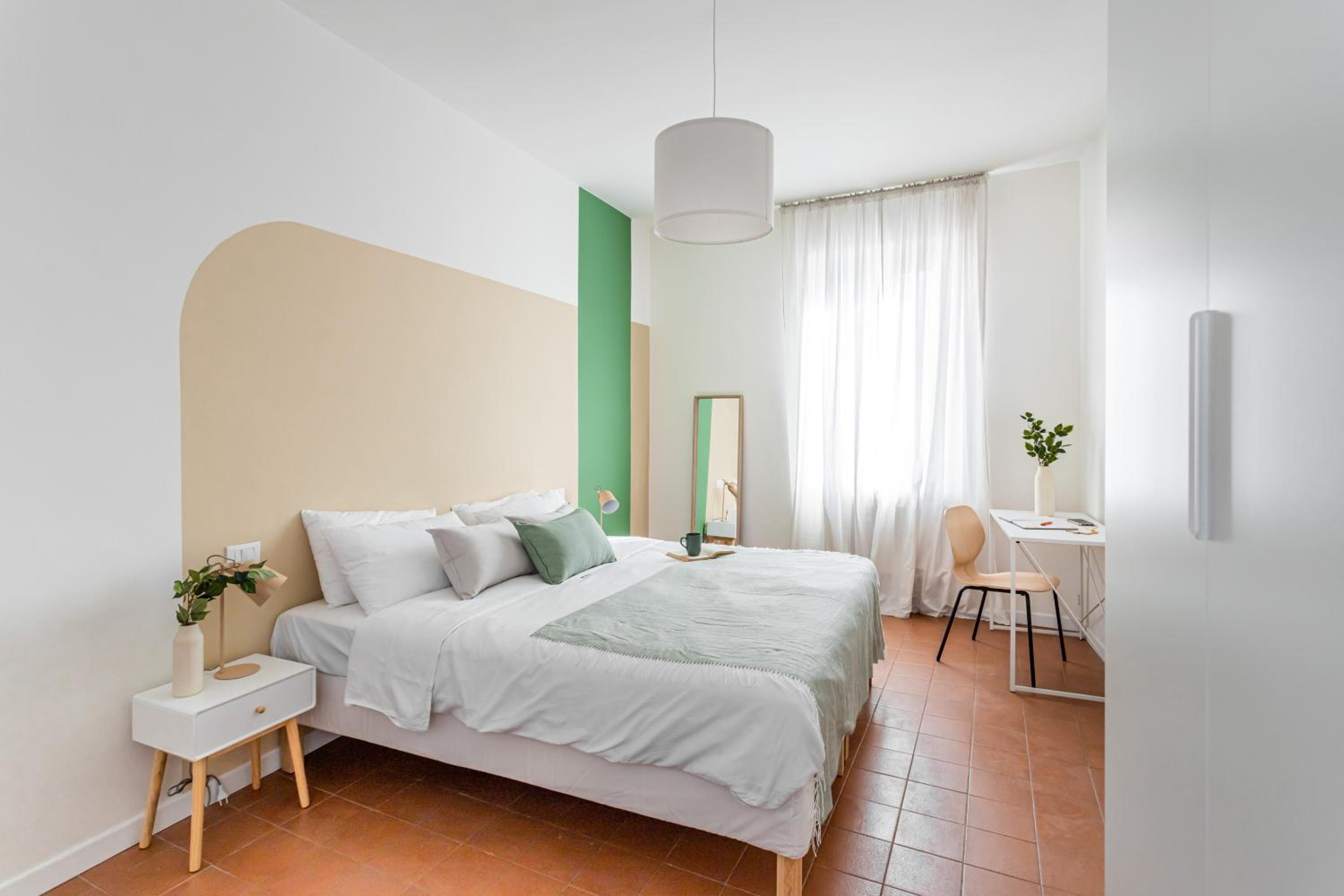 Three-Bedroom Apartment photo 1