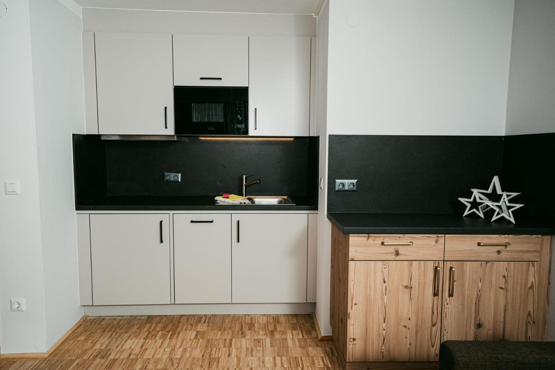Apartment - C photo 2