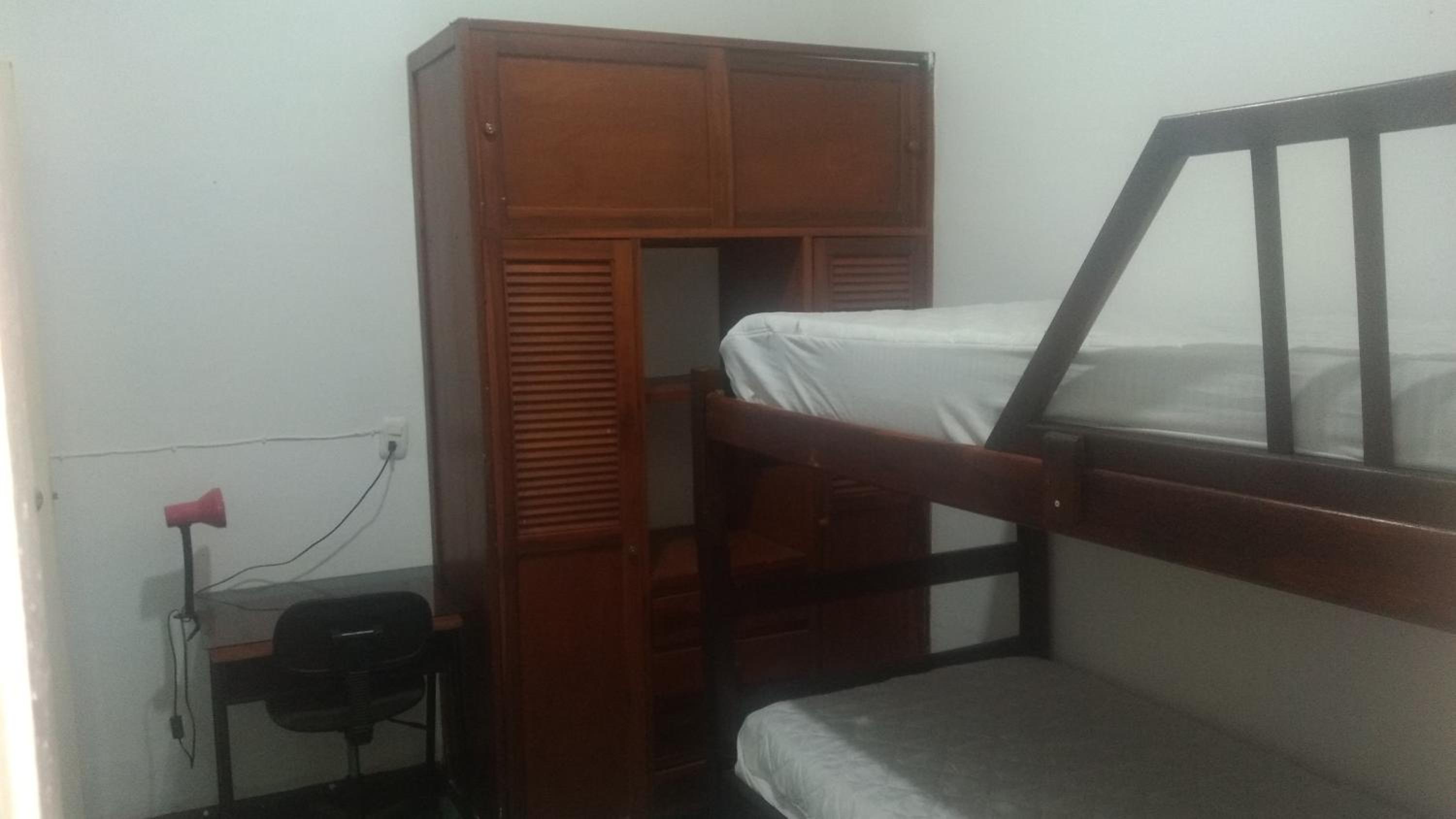 Quadruple Room With Shared Bathroom photo 1