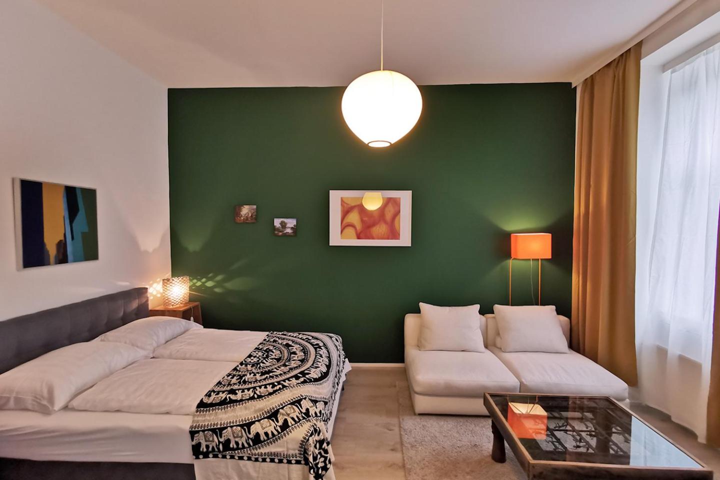 Apartment with Garden View