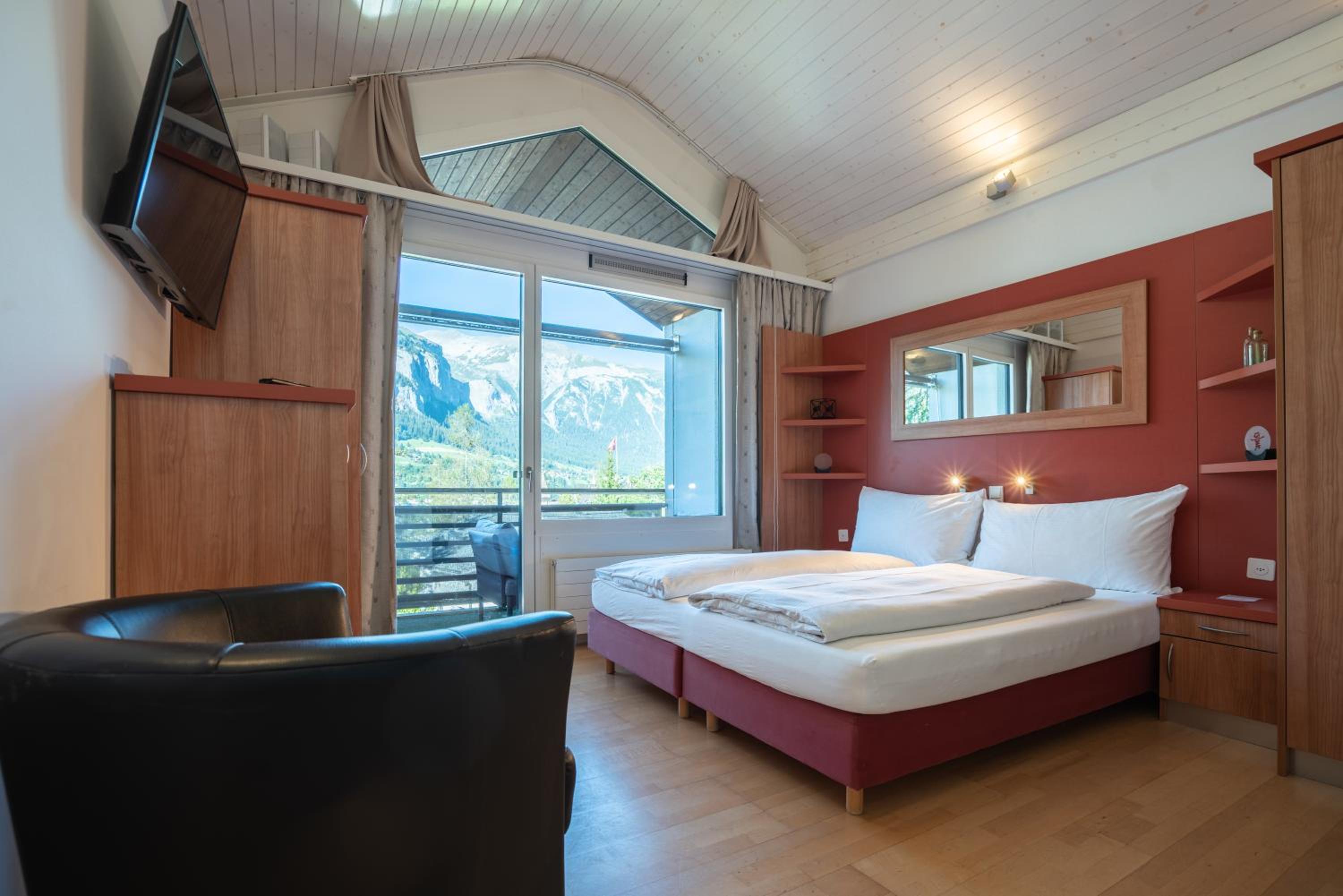 Comfort Double Room with Balcony, indoor pool & sauna access photo 3