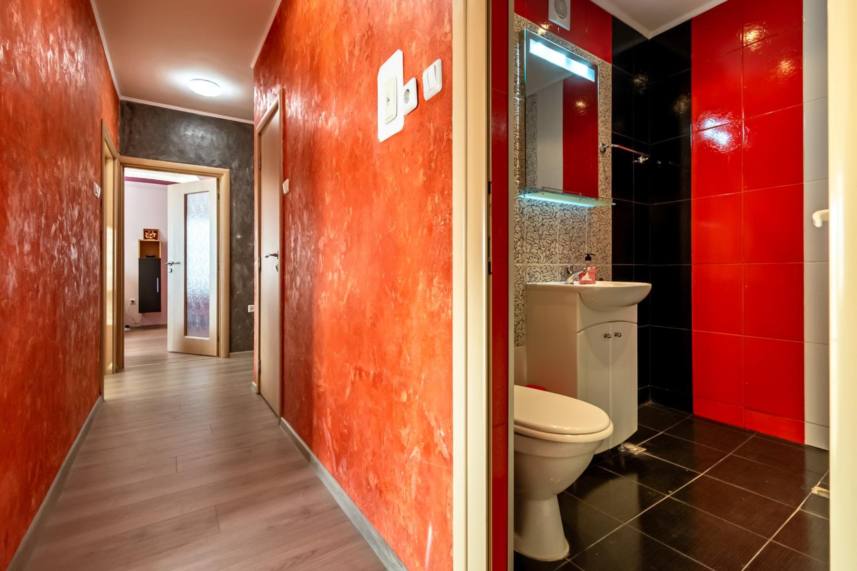 Two-Bedroom Apartment - Brezovska Street - Photo 10