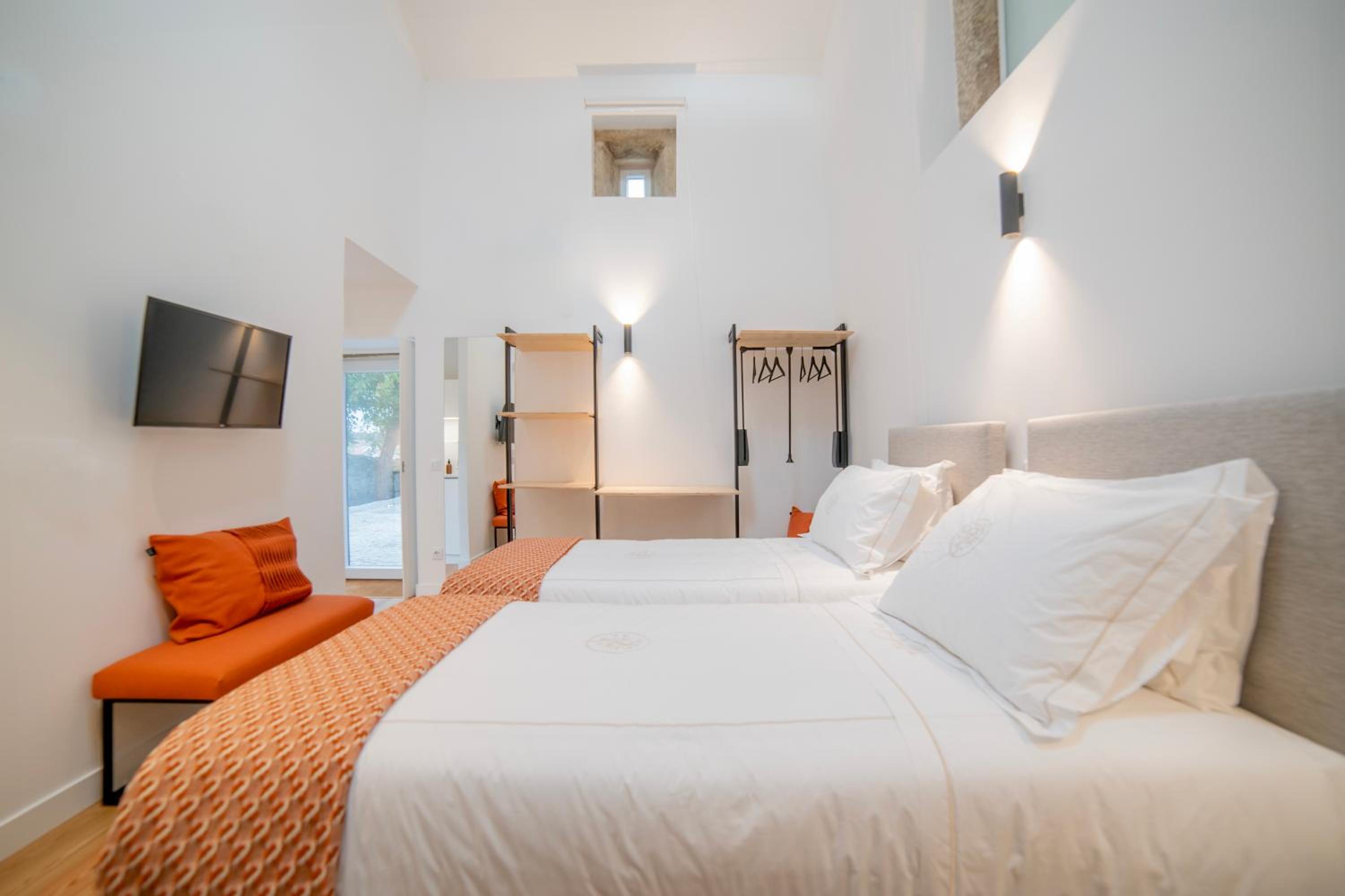 Standard Double or Twin Room photo 2