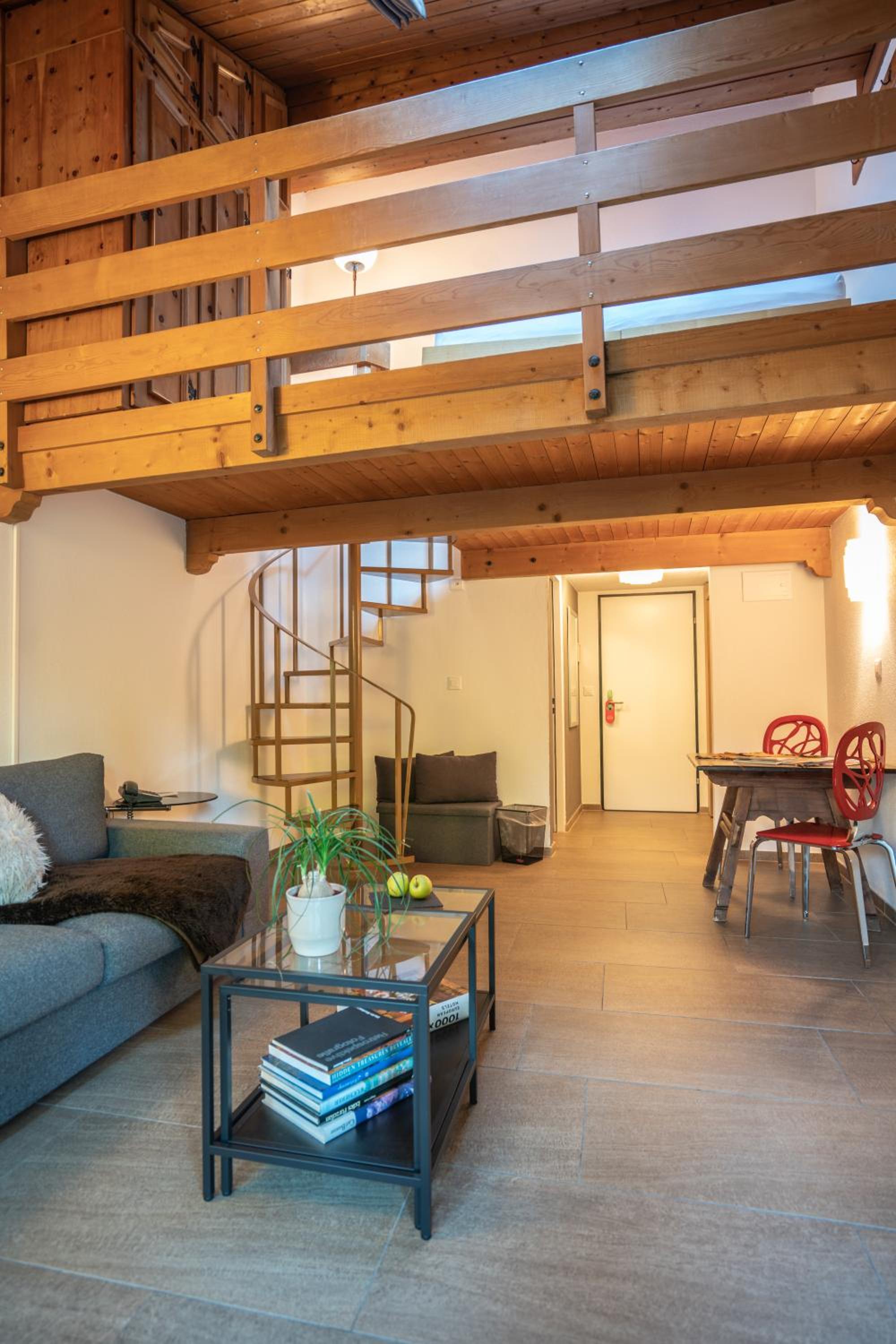 Superior Duplex Room with Balcony, indoor pool & sauna access photo 2