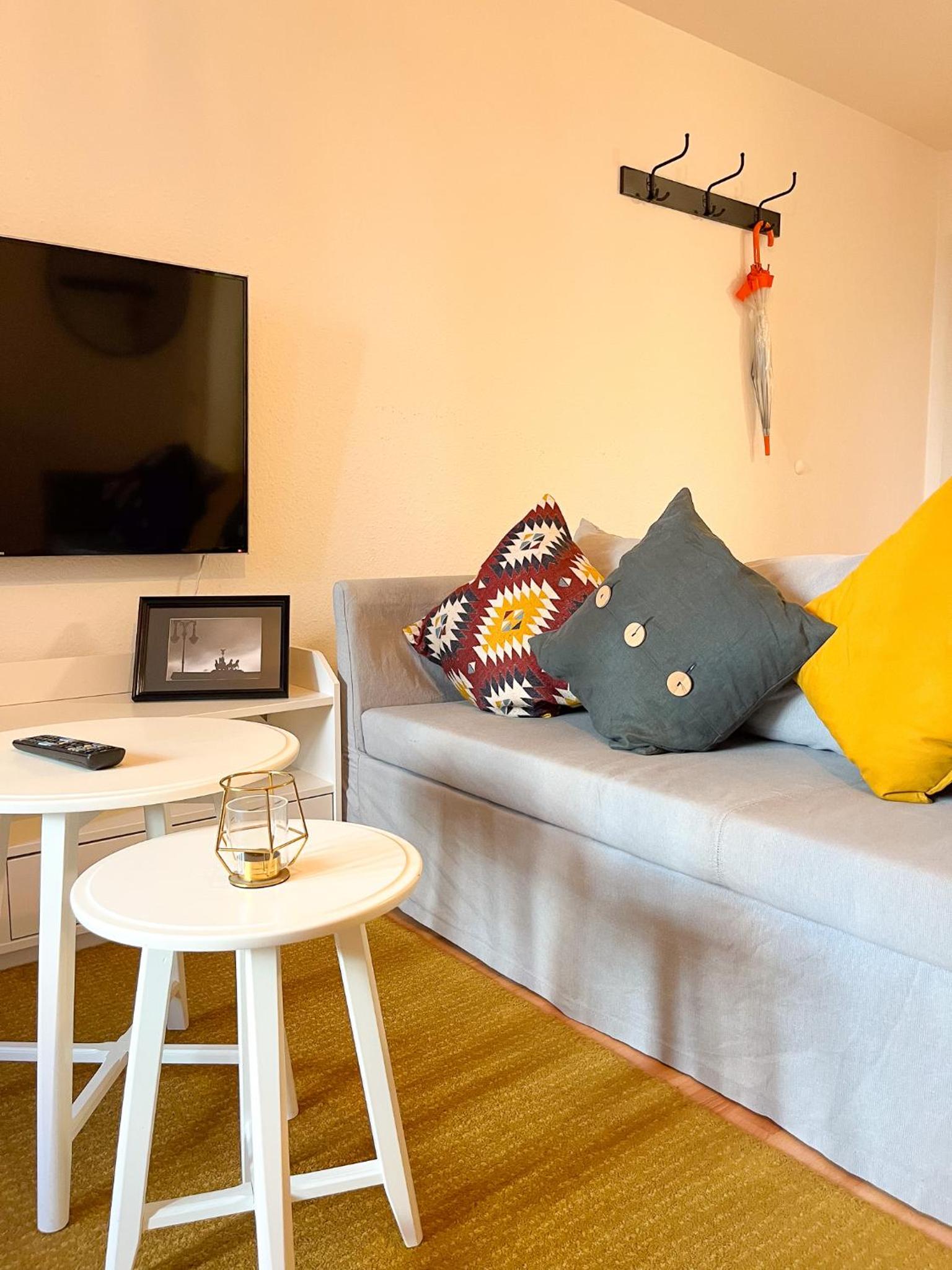 One-Bedroom Apartment - Photo 14
