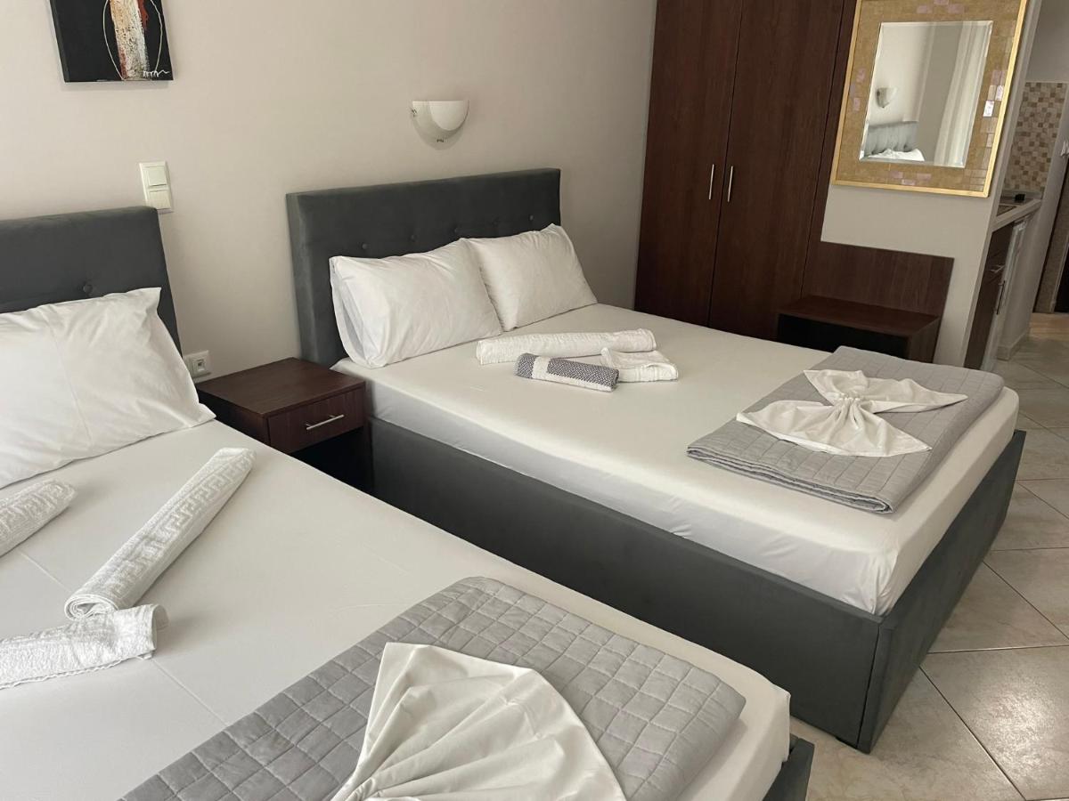 Quadruple Room with Balcony photo 3