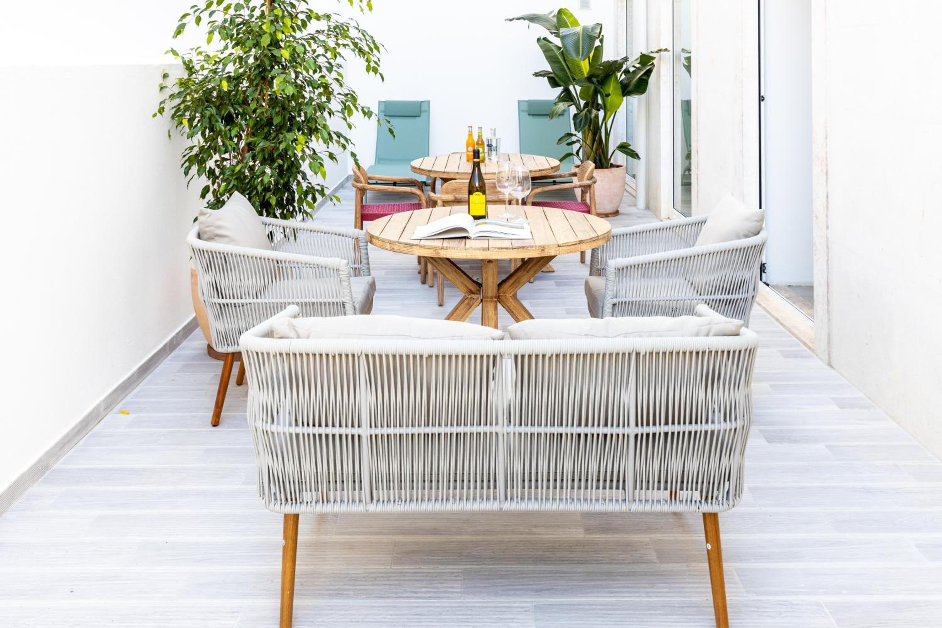 Apartment with Terrace photo 3