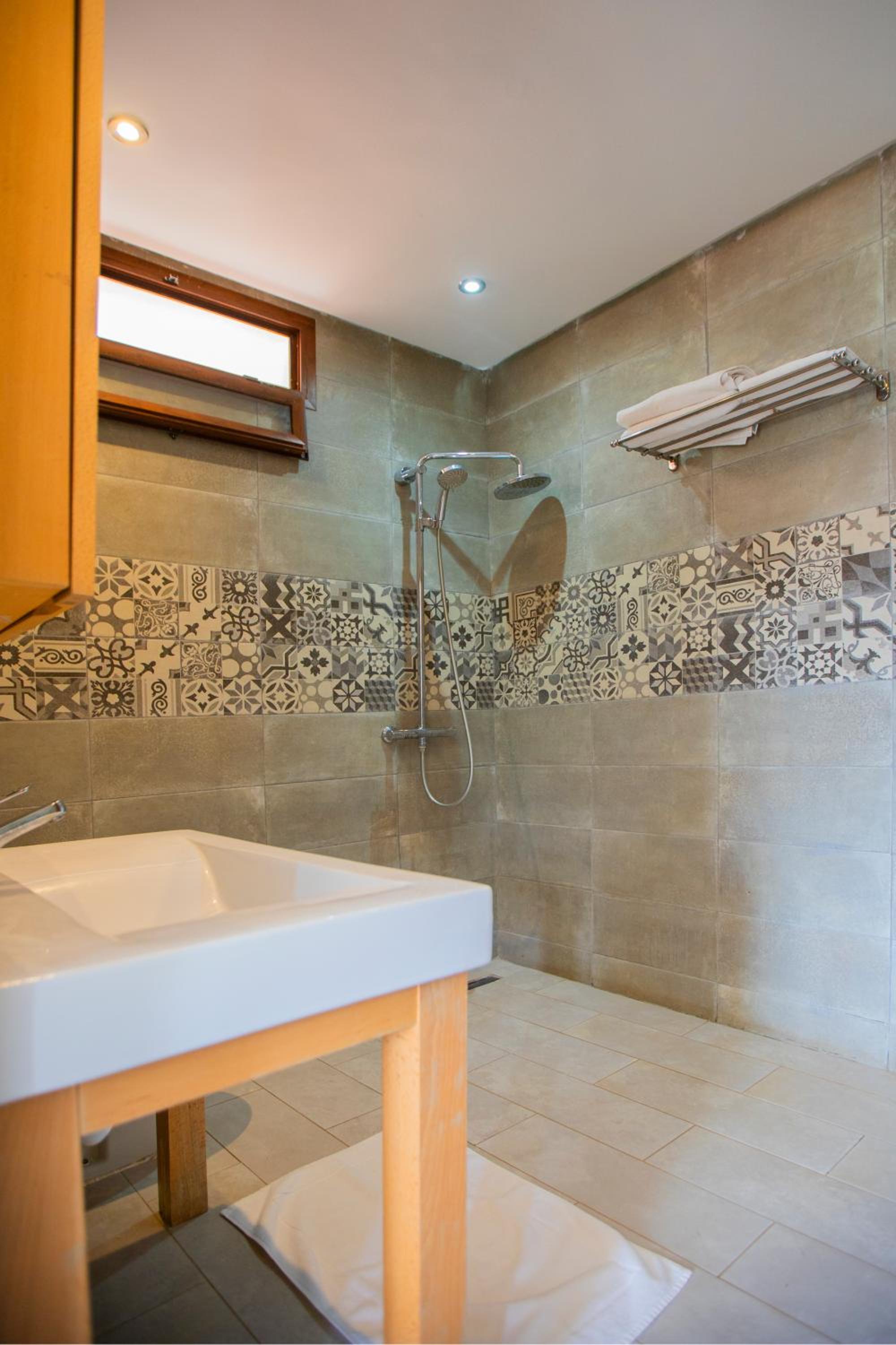 Double Room - Photo 5