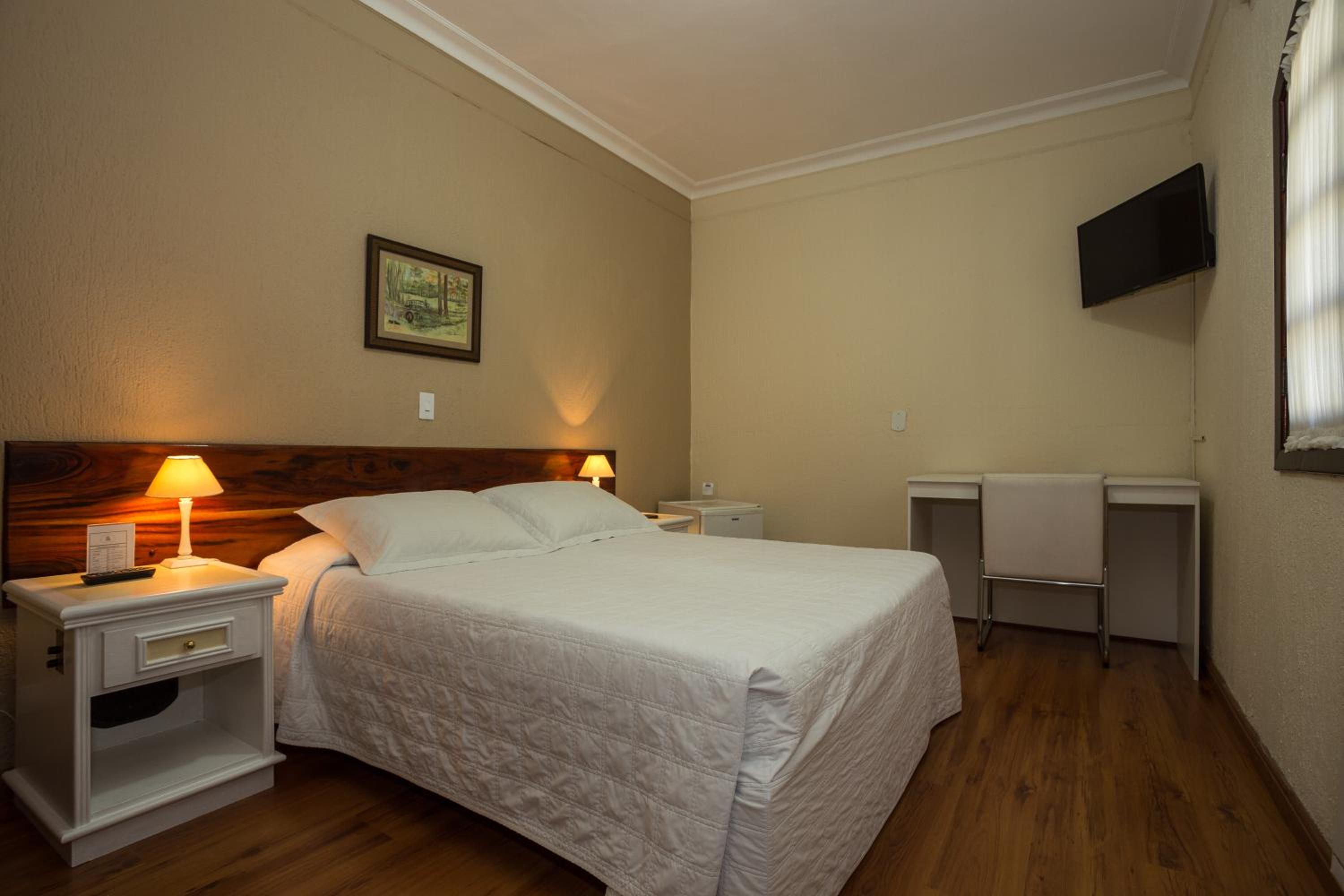 Standard Double Room photo 2
