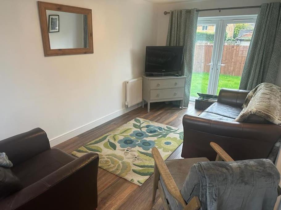 Three-Bedroom House photo 1