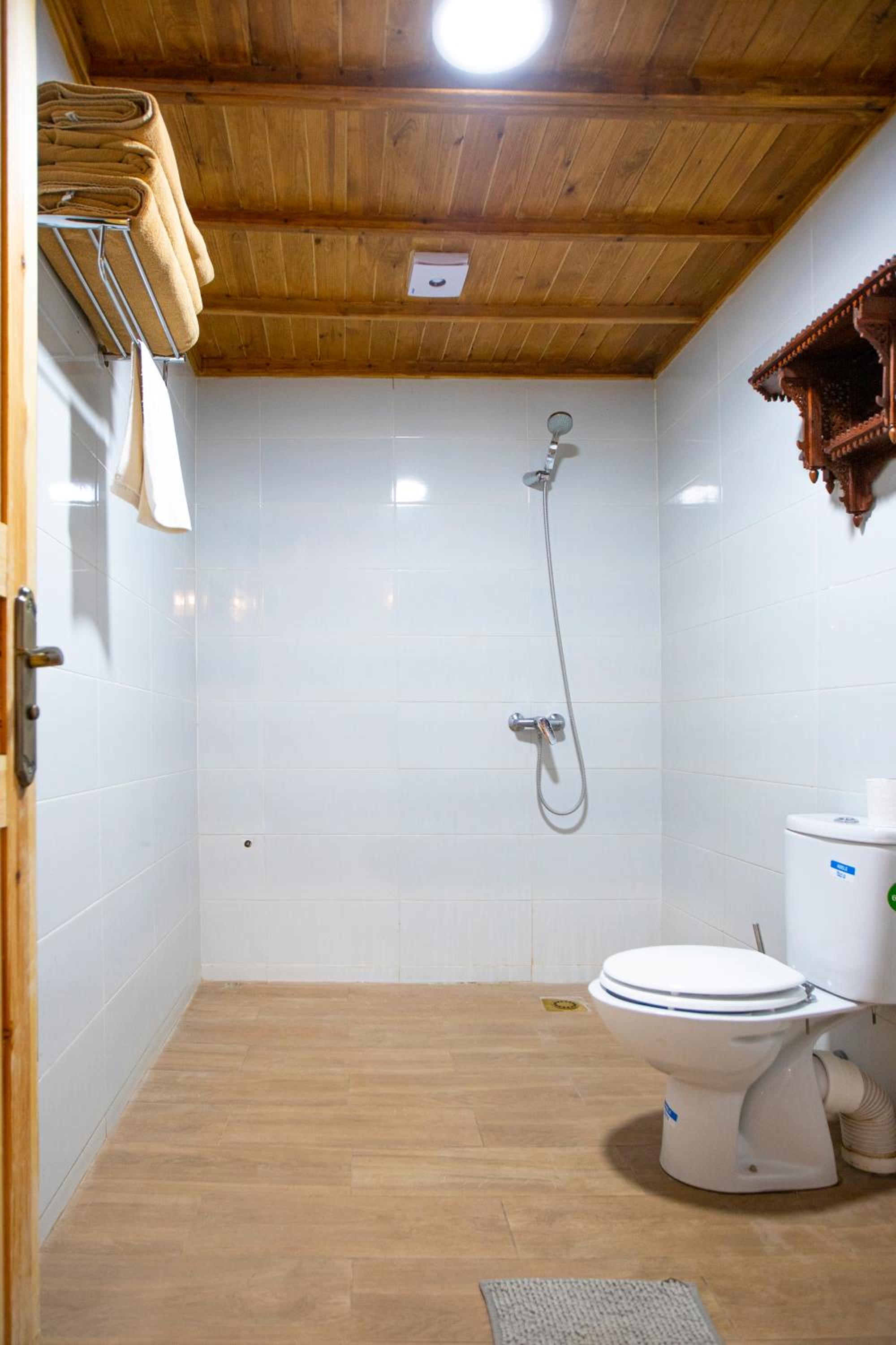 Family Bungalow - Photo 2